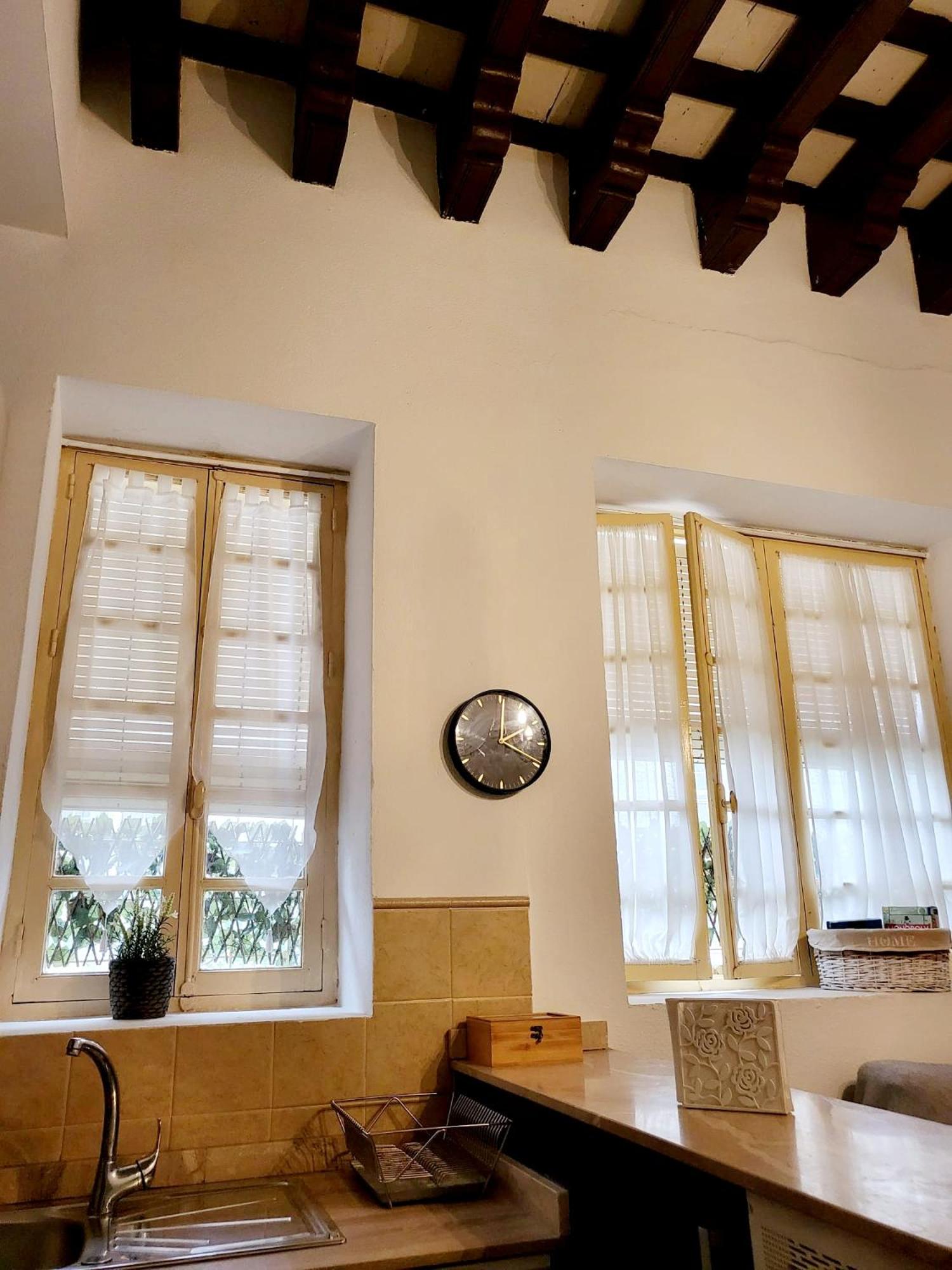 One-Bedroom Apartment - Photo 7
