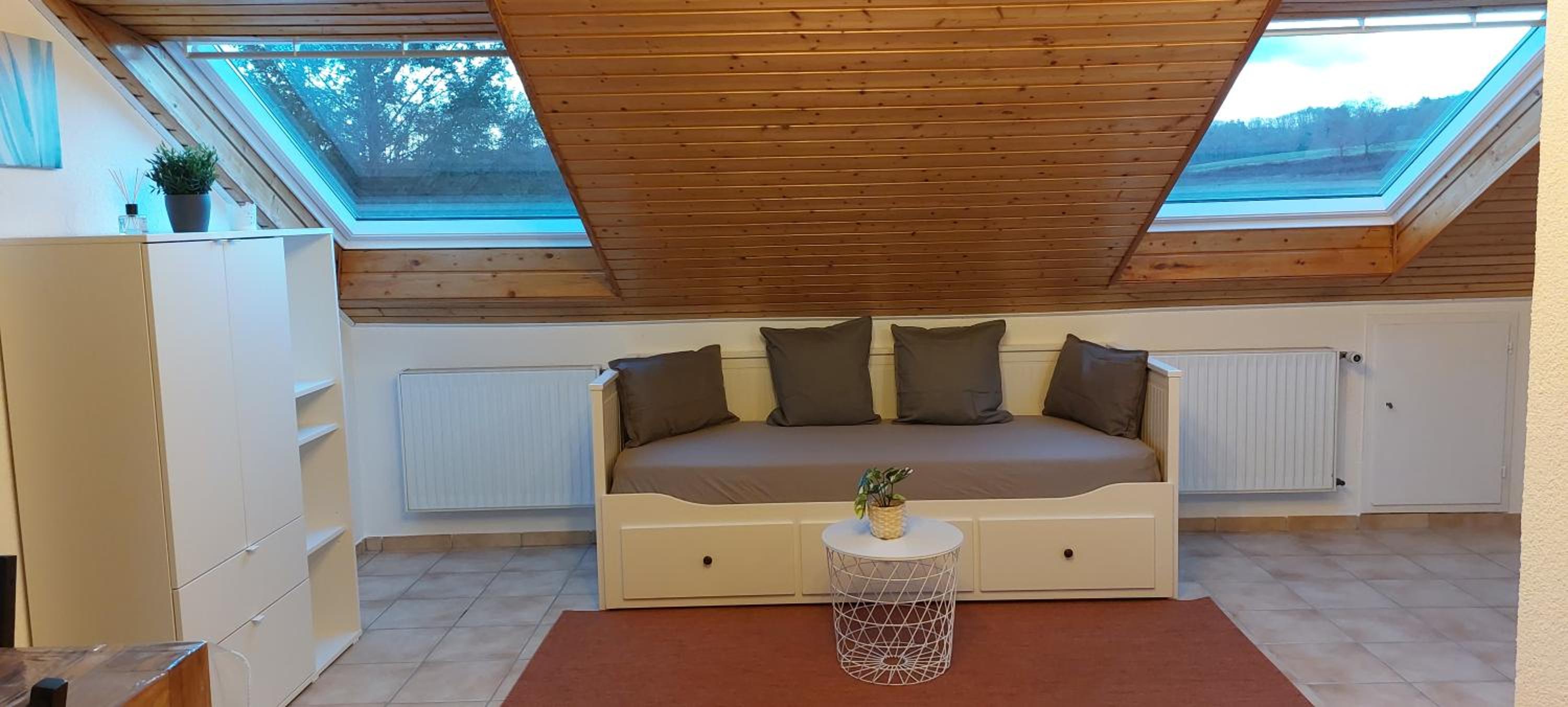 One-Bedroom Apartment photo 2