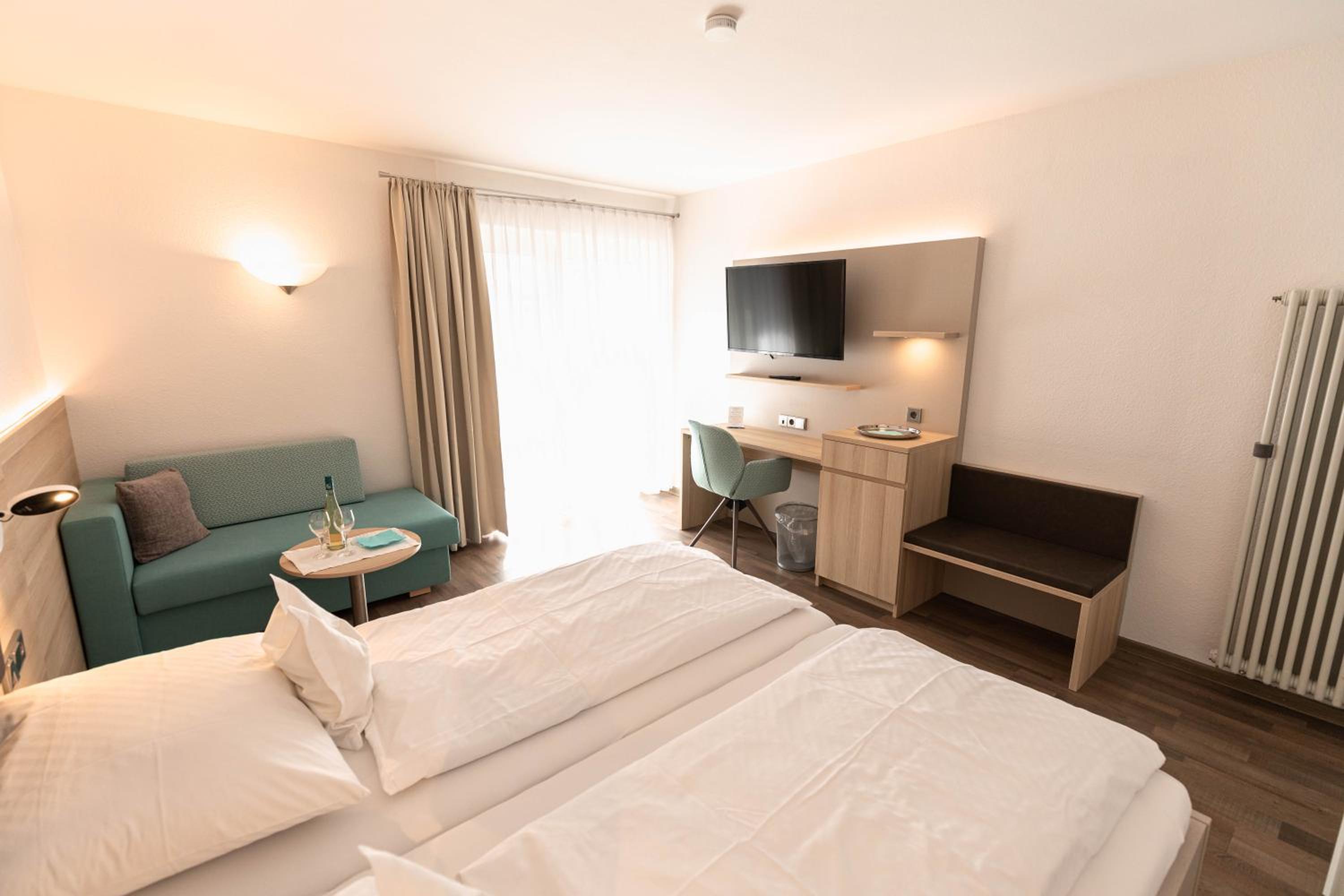 Large Double Room photo 3