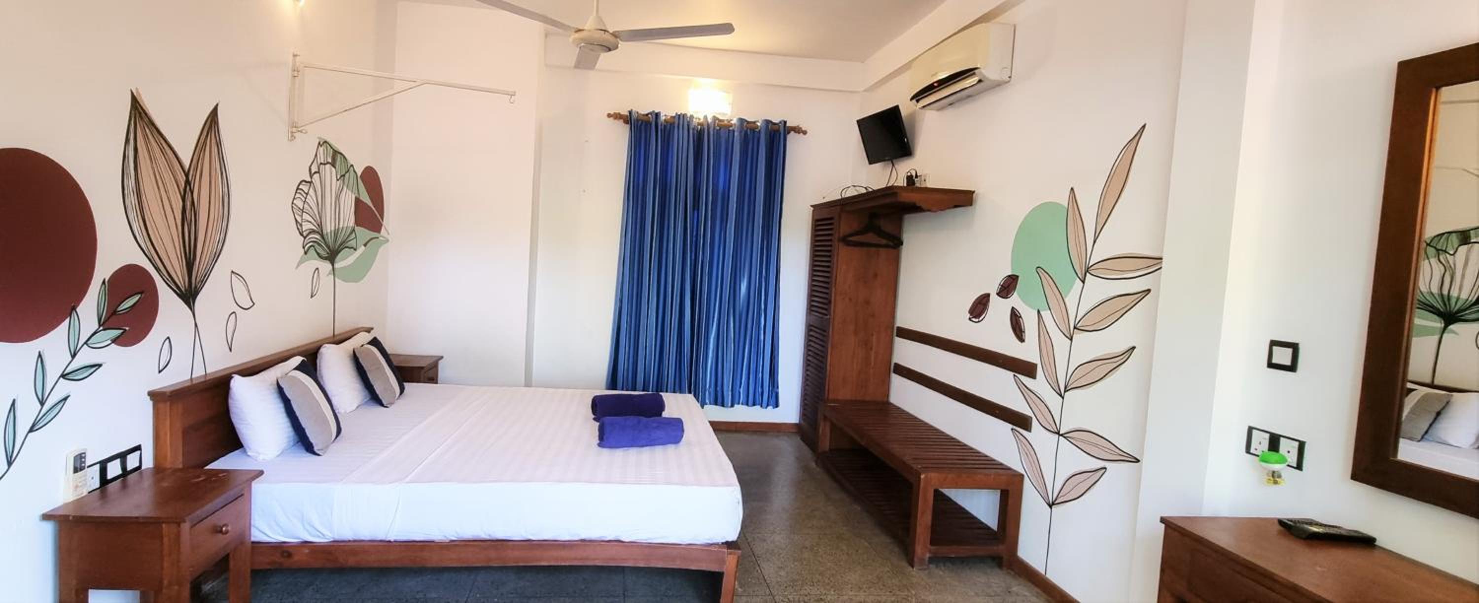 Double or Twin Room with Balcony photo 3