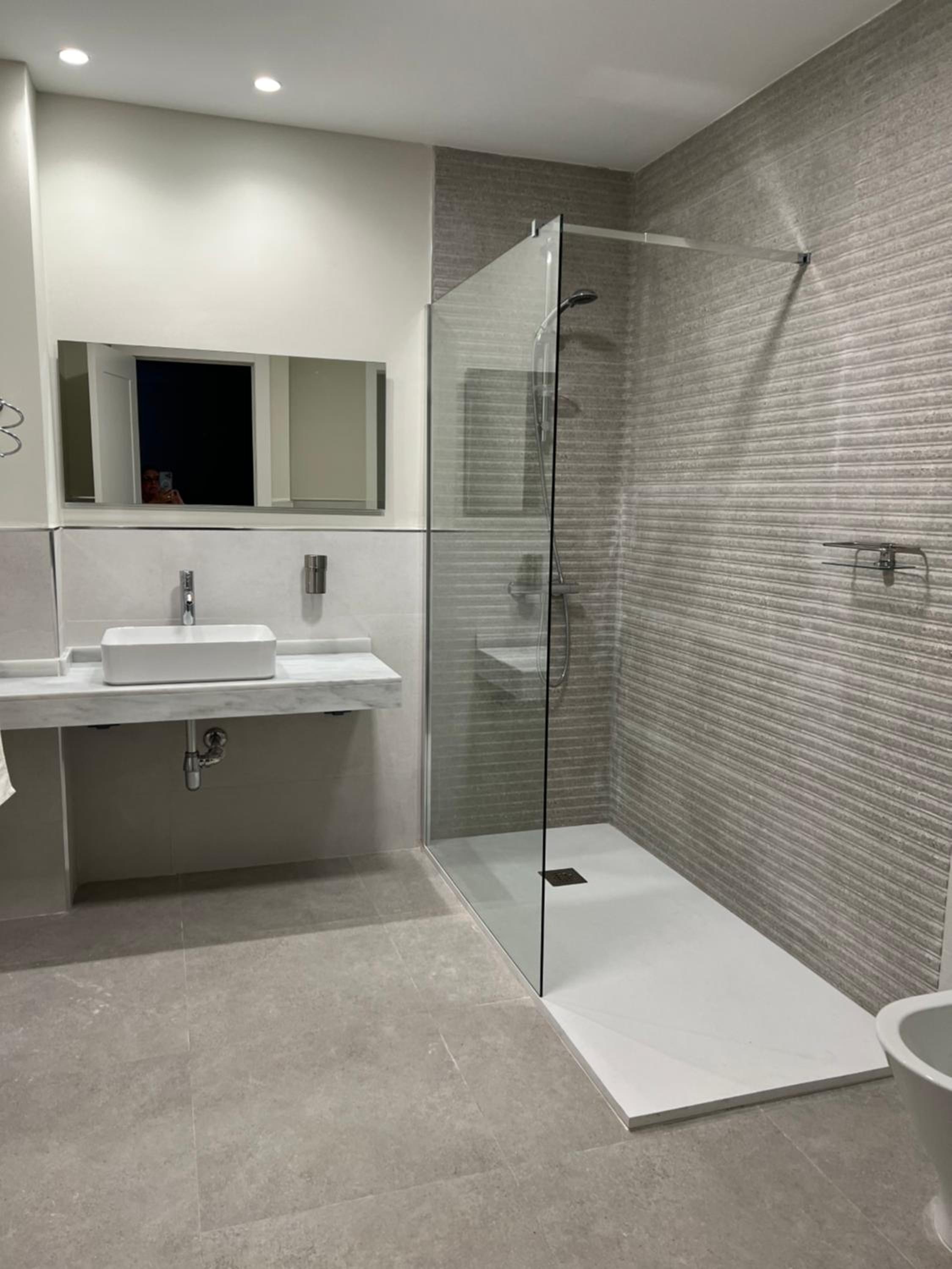 One-Bedroom Apartment - Photo 18