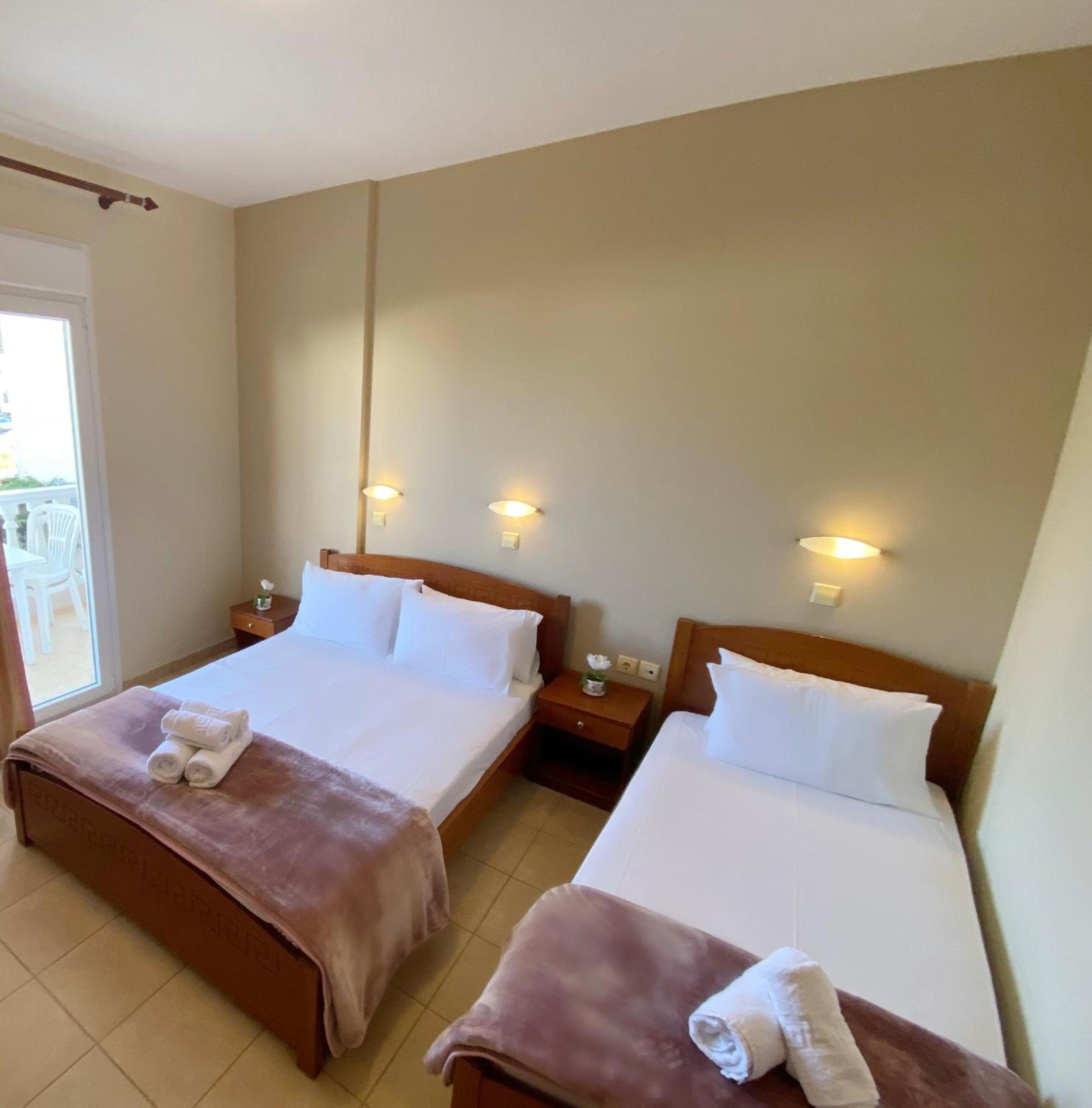 Standard Triple Room photo 3