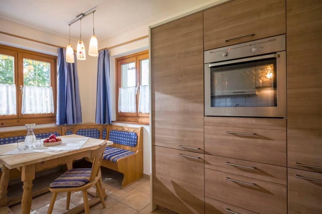 Apartment with Terrace photo 2