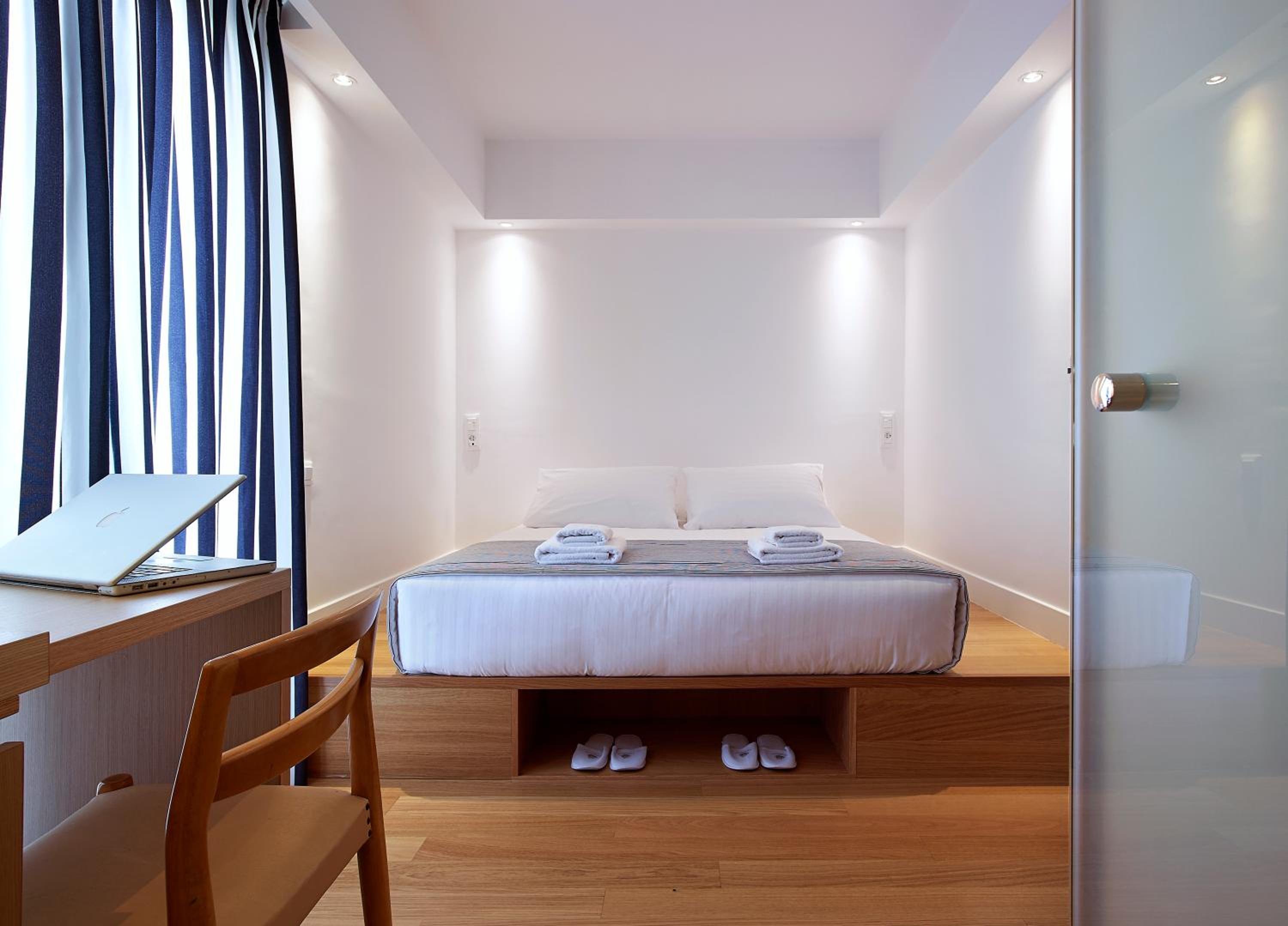 Economy Double Room photo 2