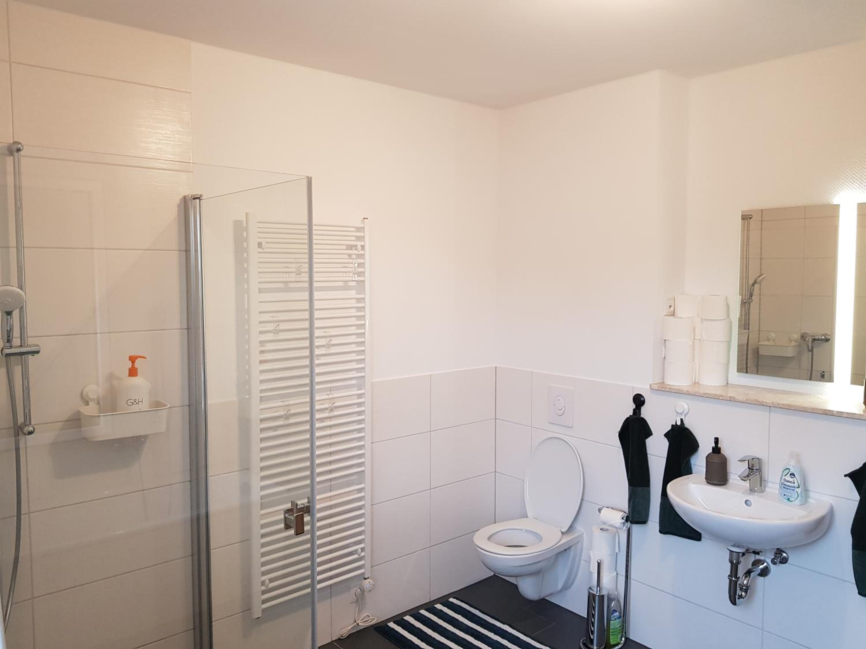Double or Twin Room with Shared Bathroom photo 3