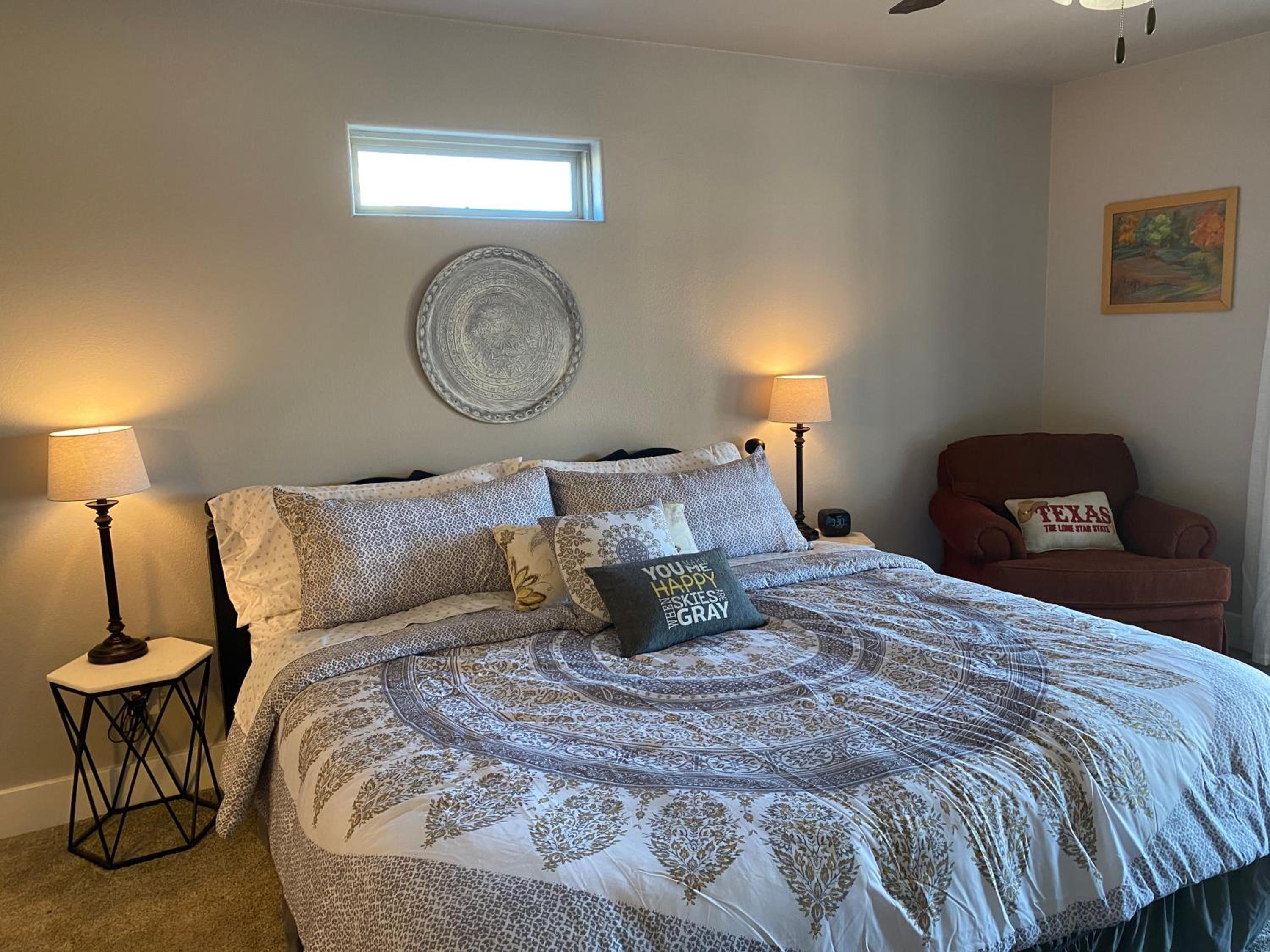 Three-Bedroom House photo 2