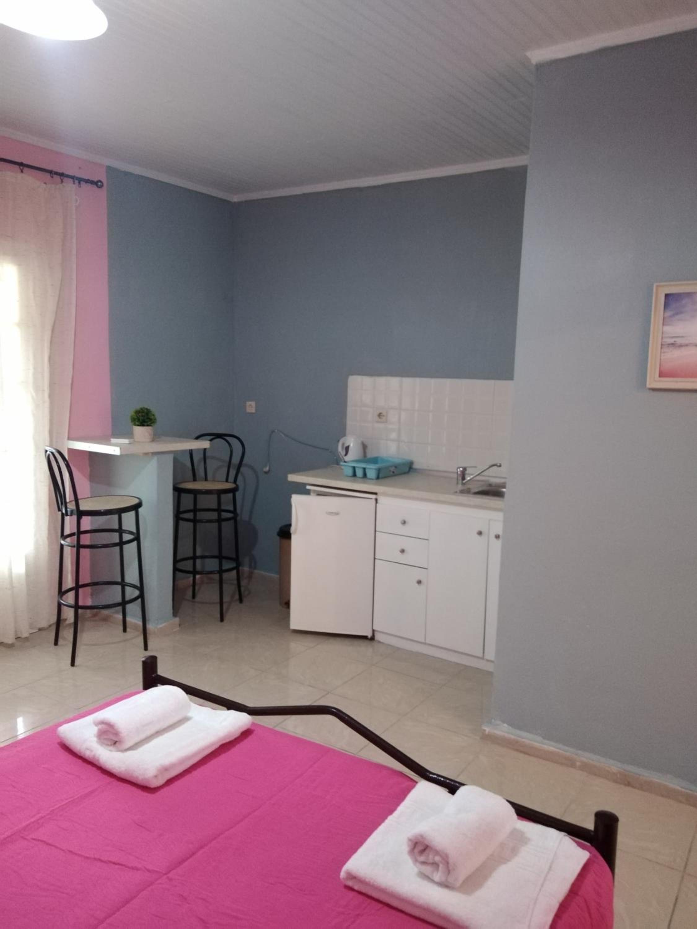 Double Room - Photo 1