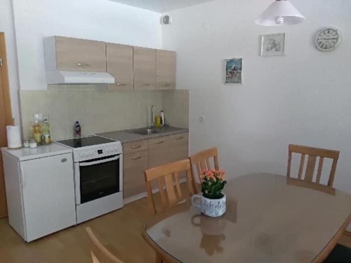 Apartment with Terrace photo 2