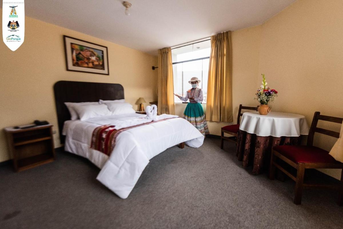 Queen Room photo 1