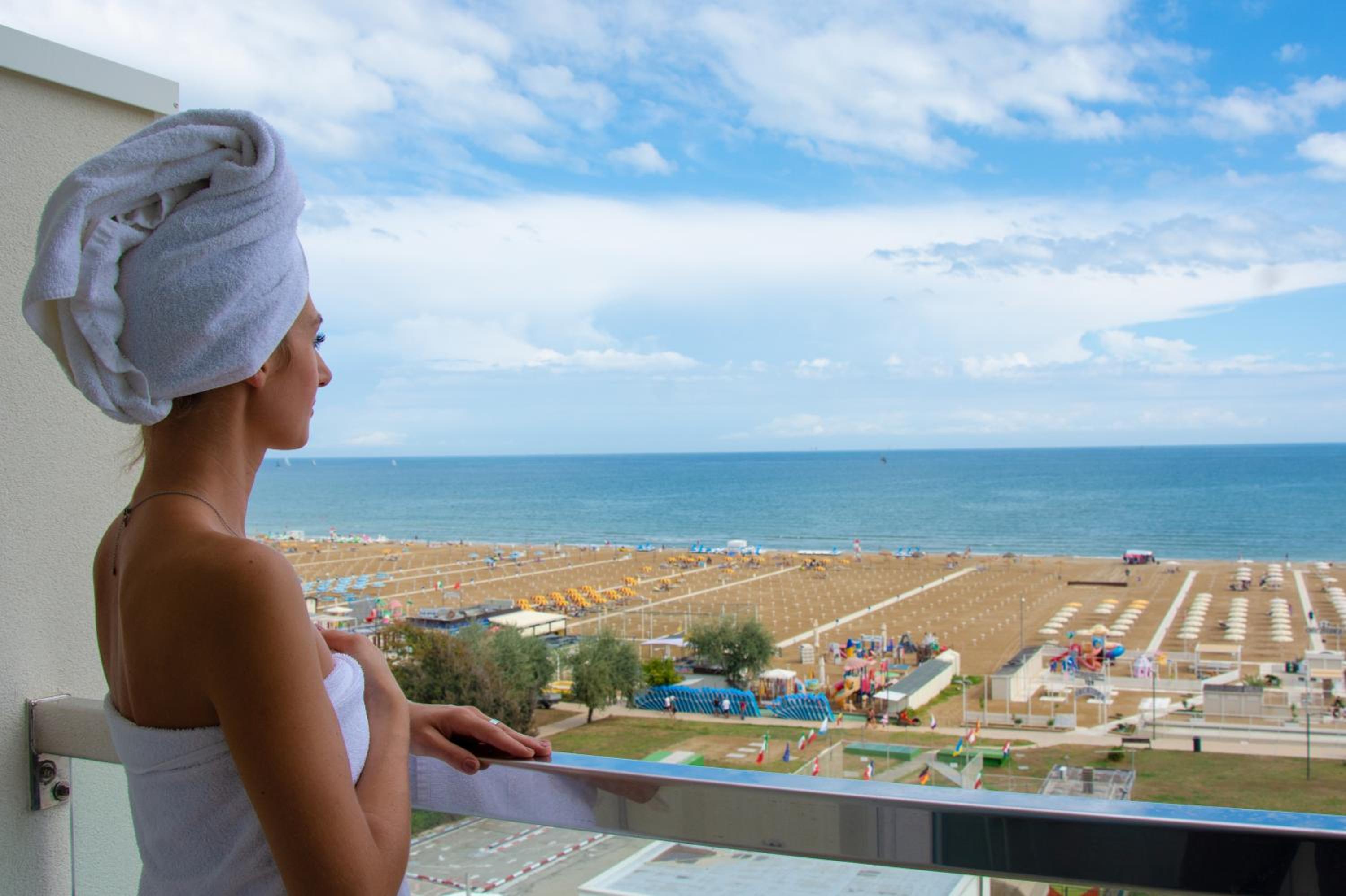 Double or Twin Room with Frontal Sea View - Photo 3