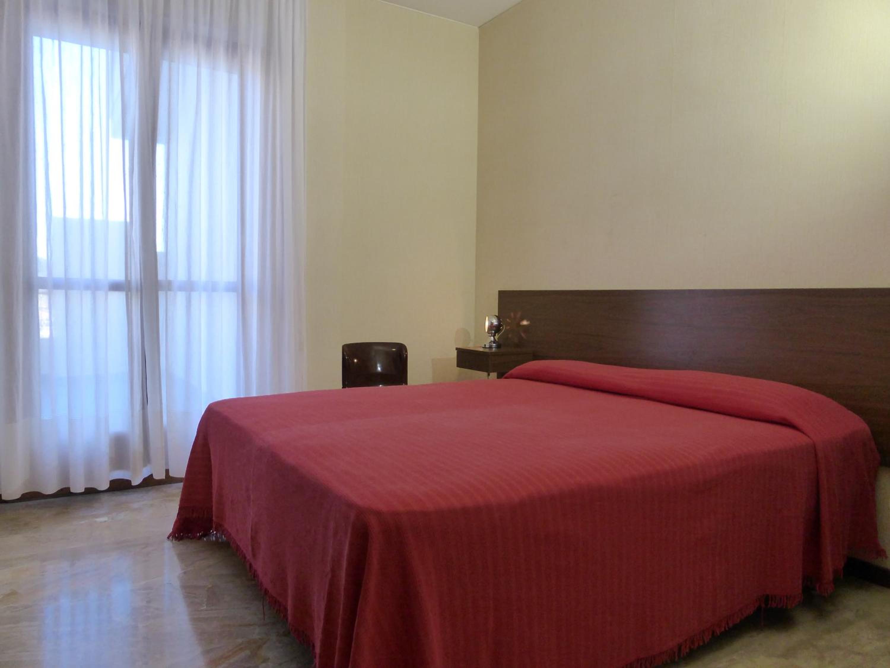 One-Bedroom Apartment (4 Adults)