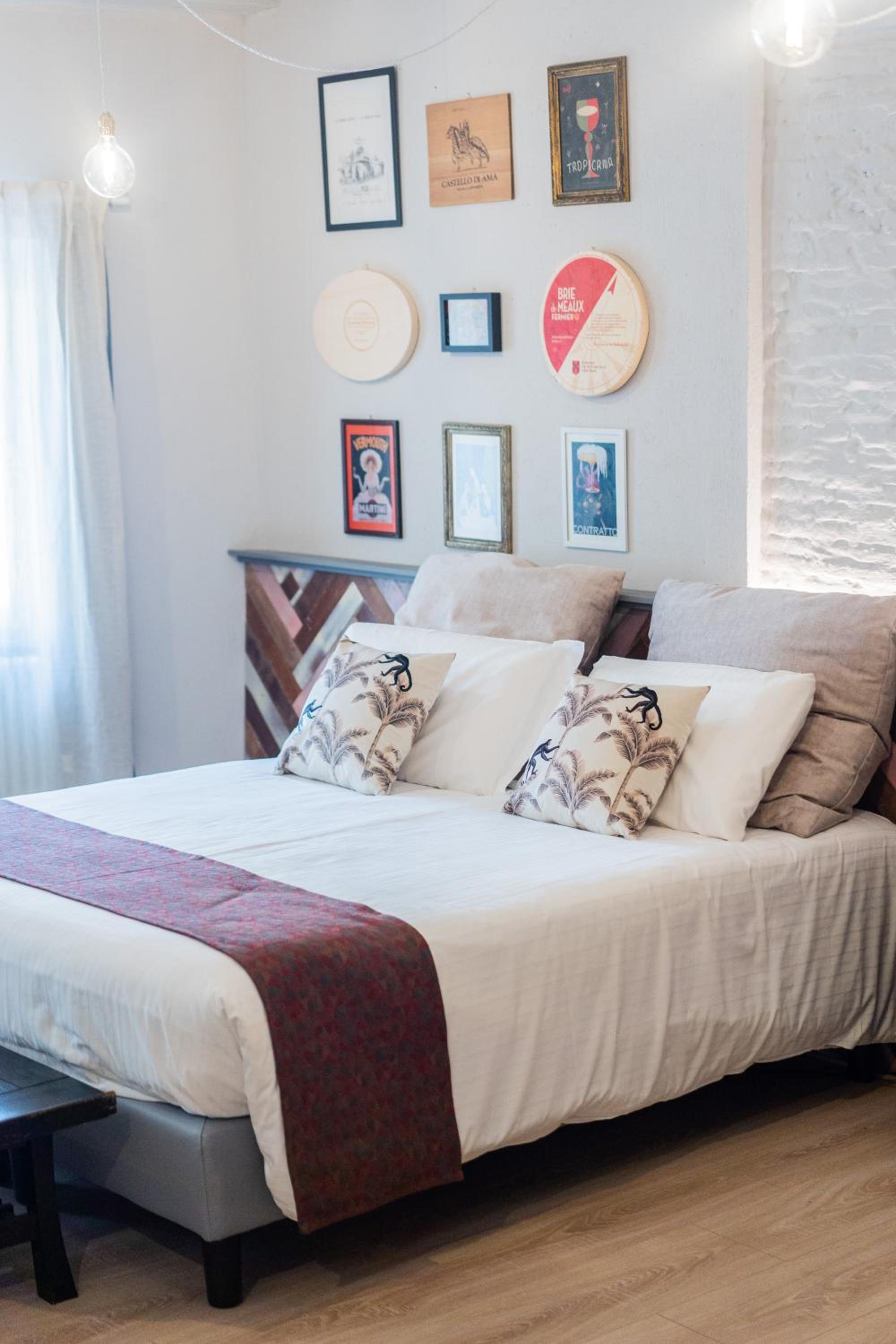 Deluxe Suite - Photo 1