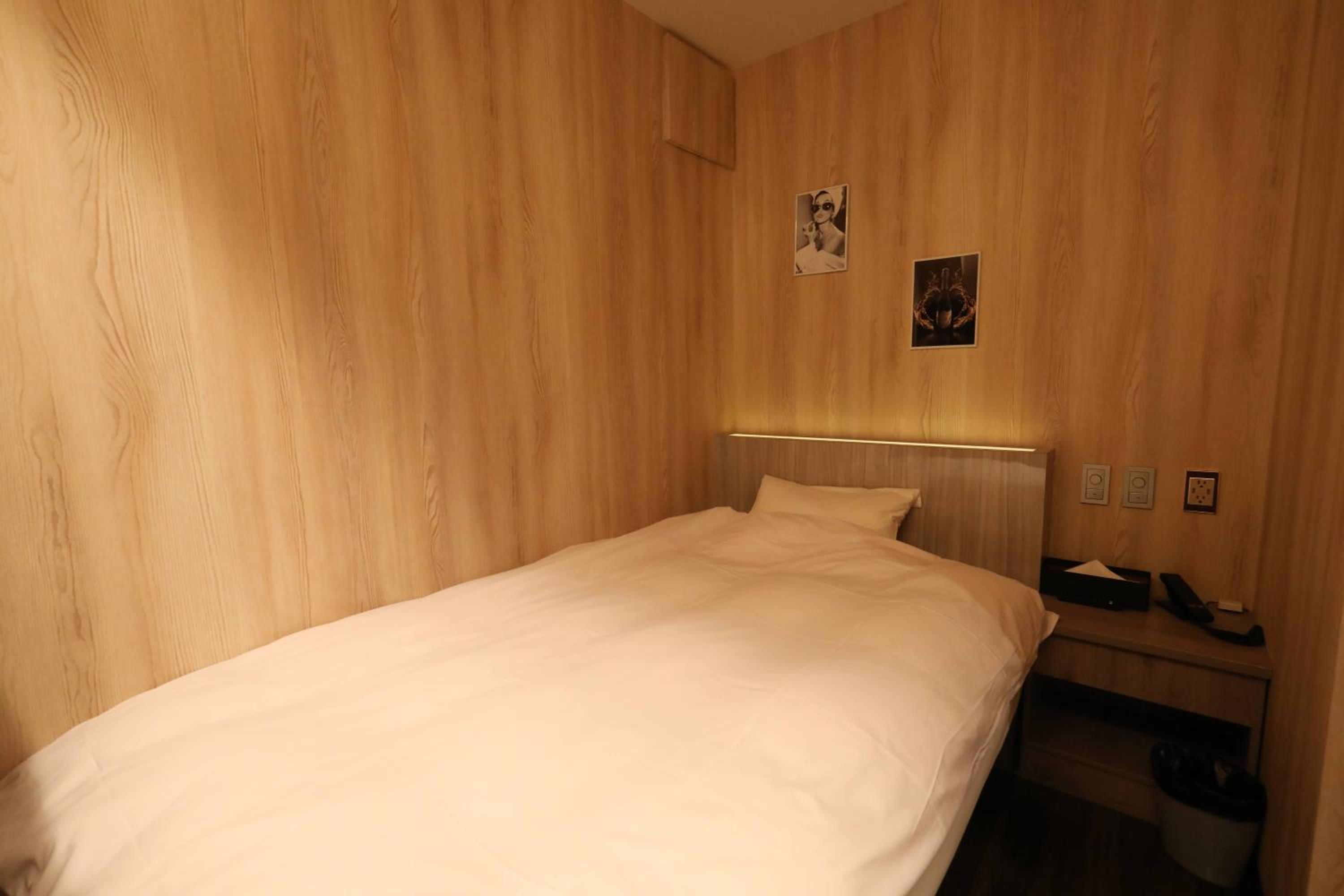 Economy Single Room