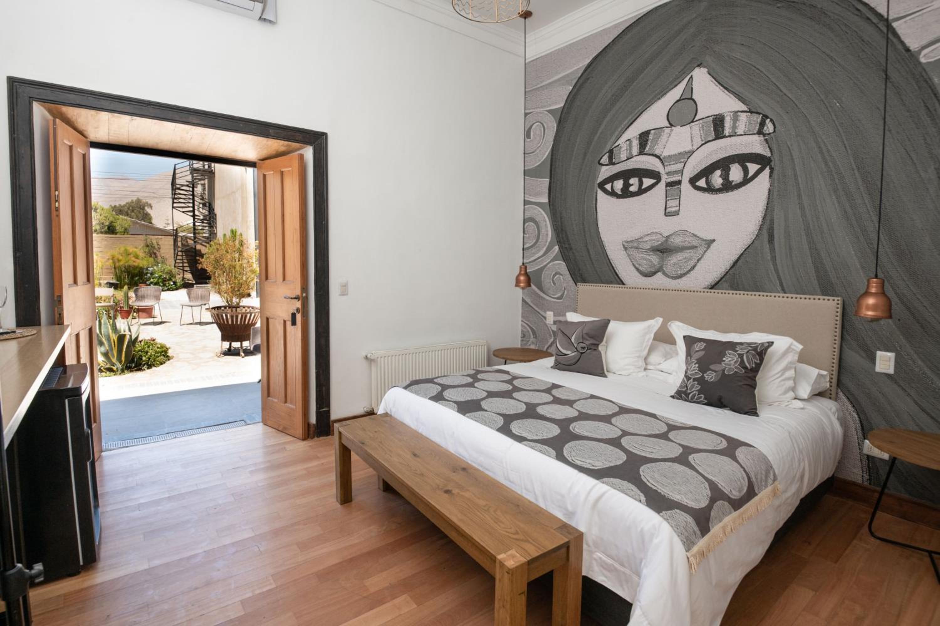 Deluxe Double Room with Bath photo 1