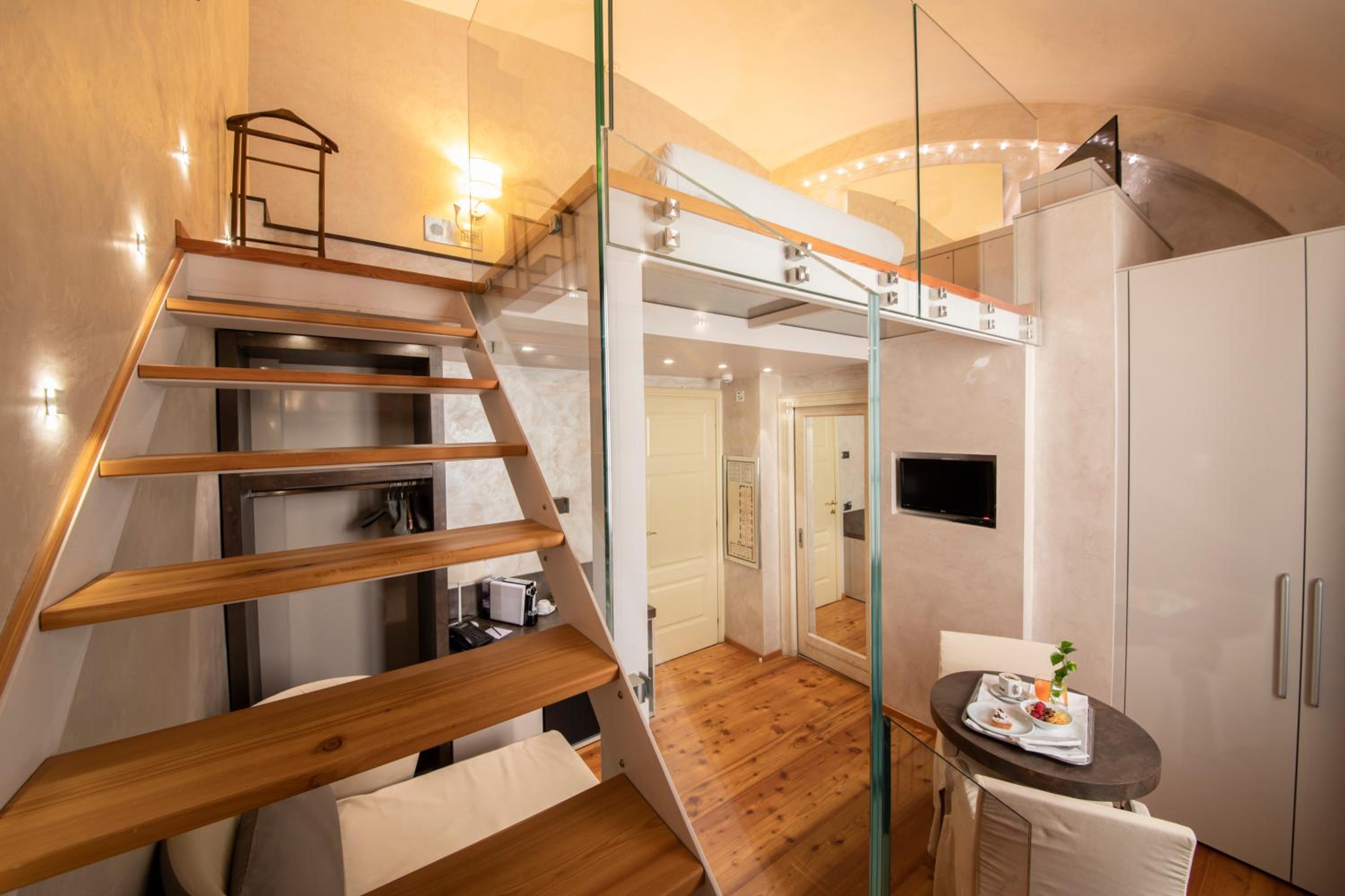 Junior Suite - Photo 1