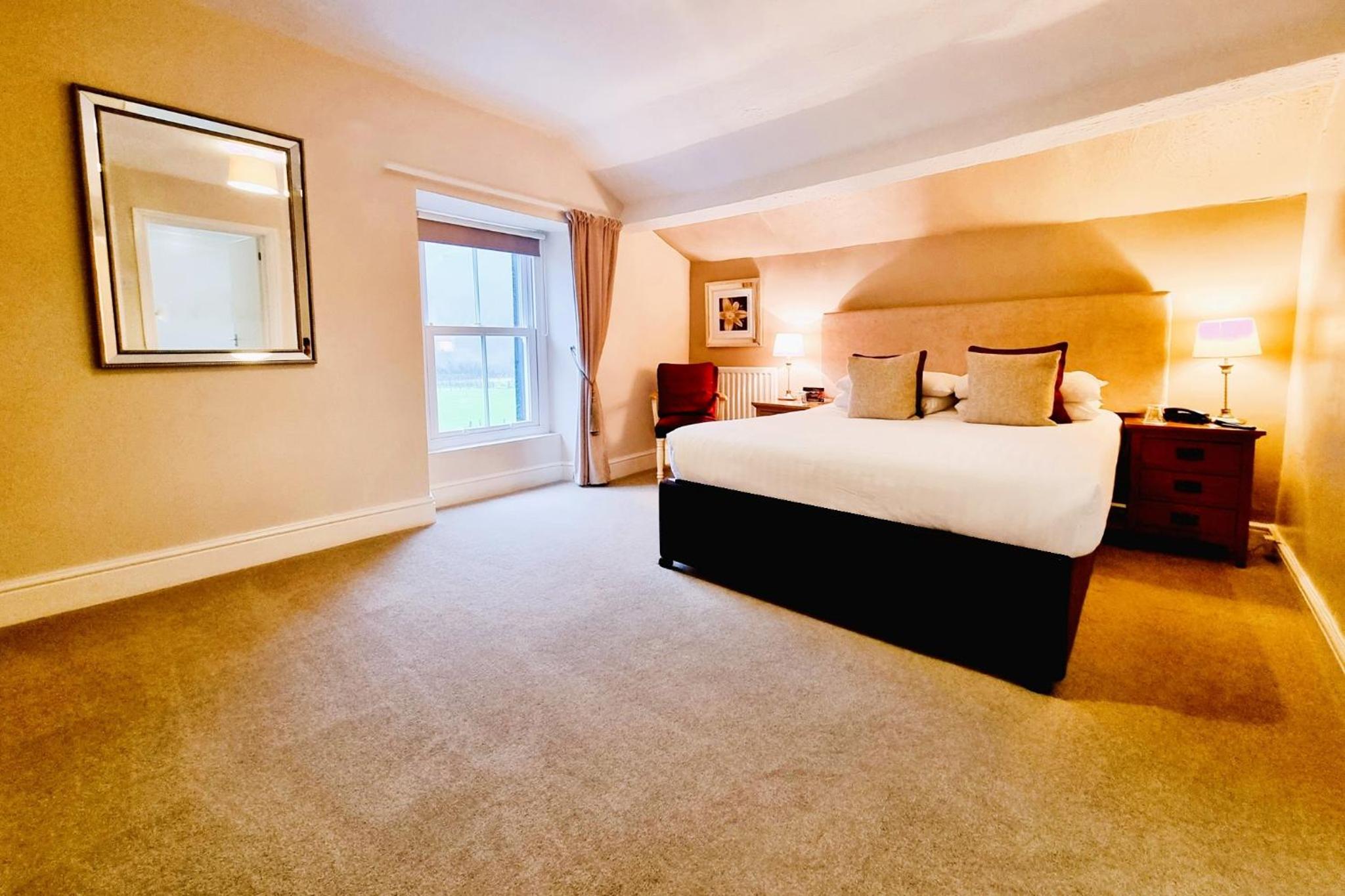 King Room with Mountain View