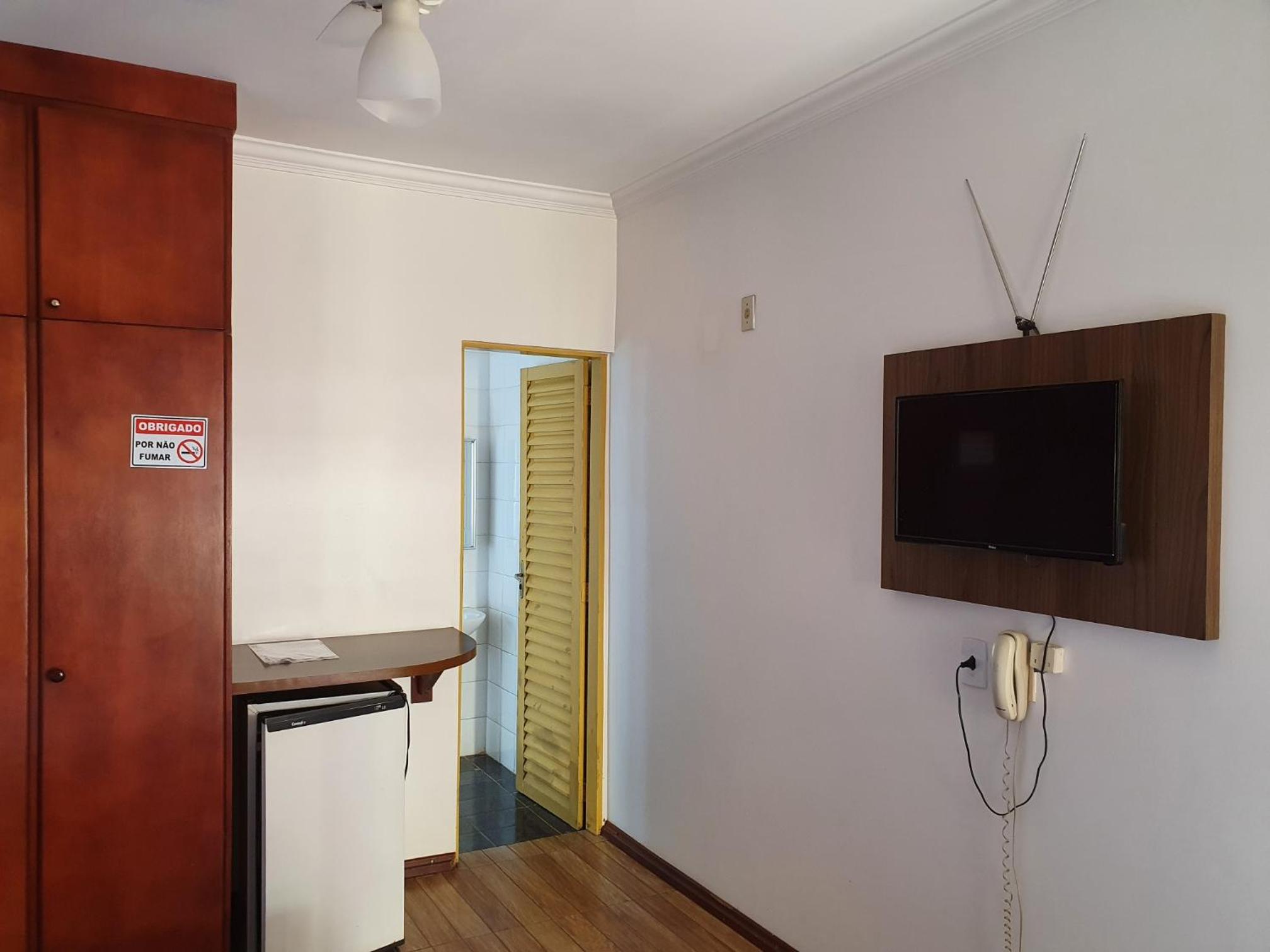 Deluxe Family Room photo 3