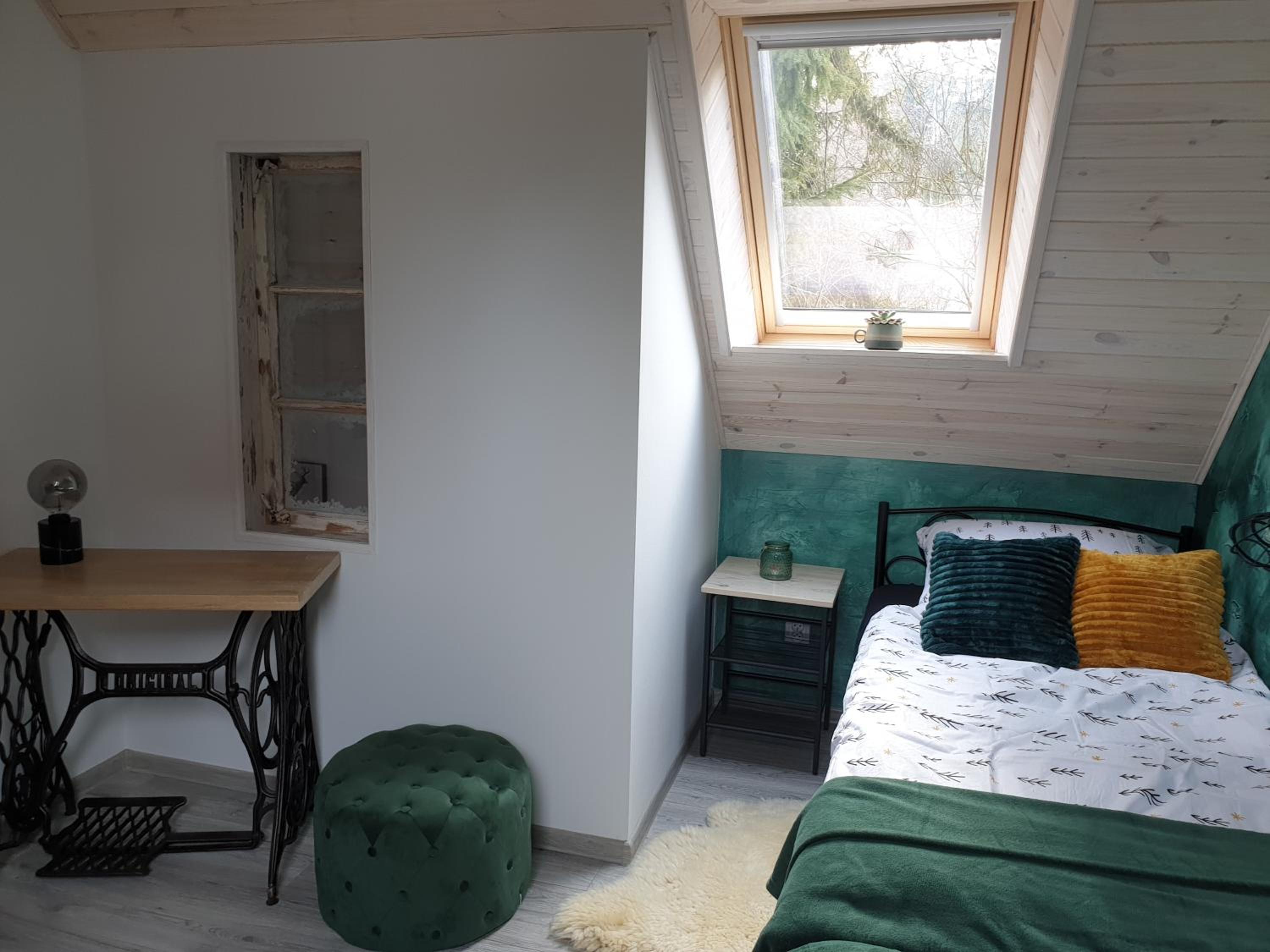 Two-Bedroom House - Photo 4