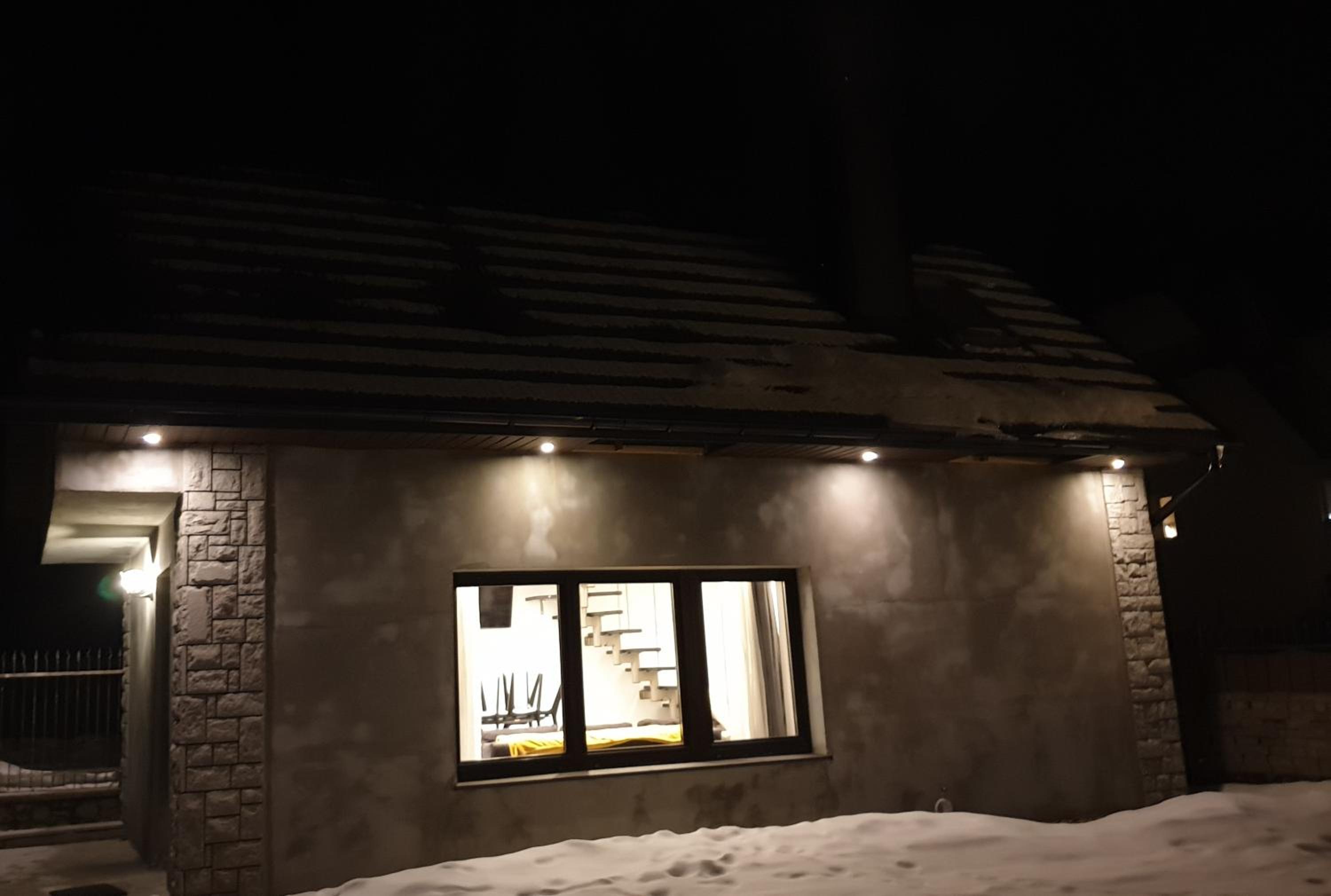 Two-Bedroom House - Photo 6