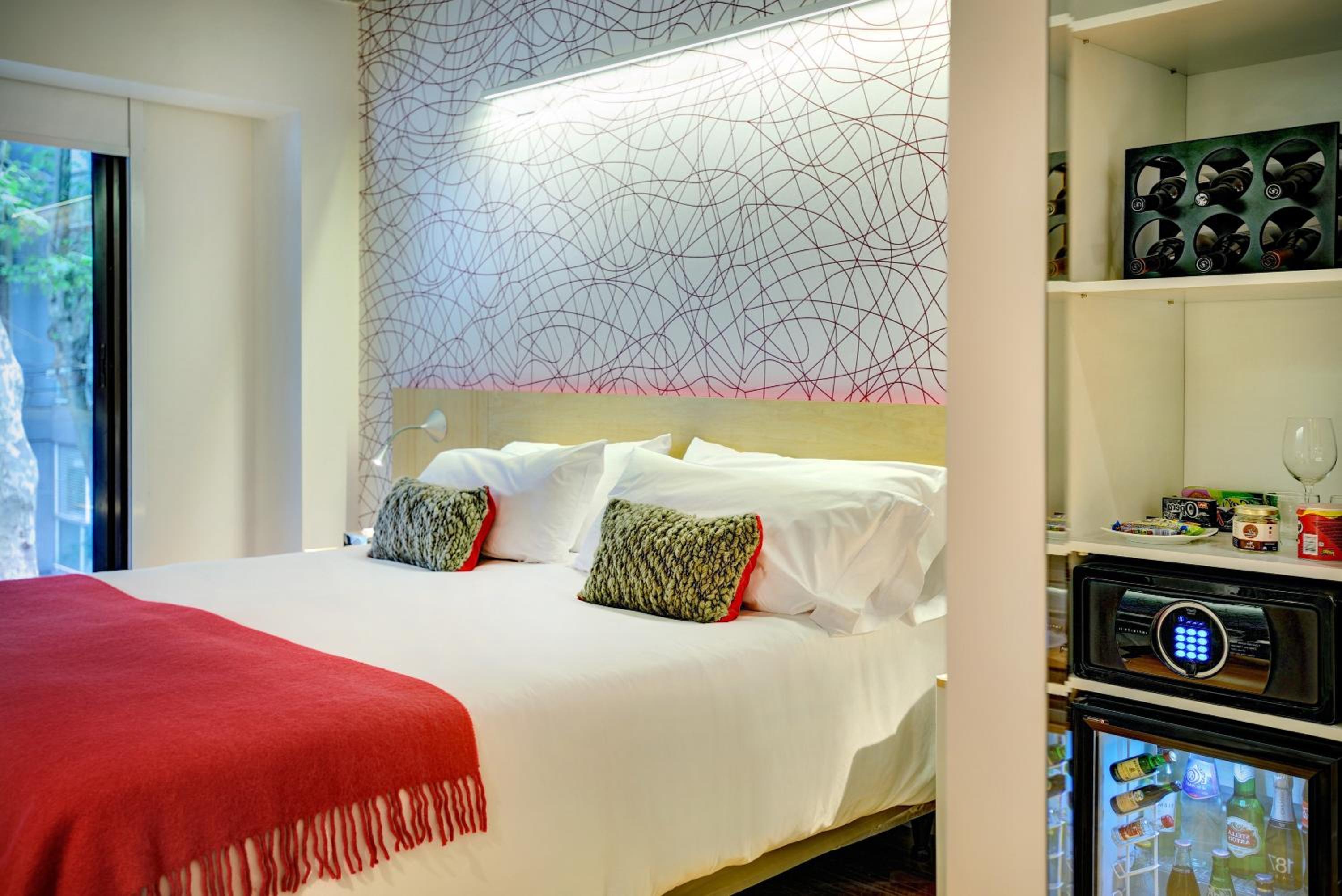 Deluxe Suite with Balcony