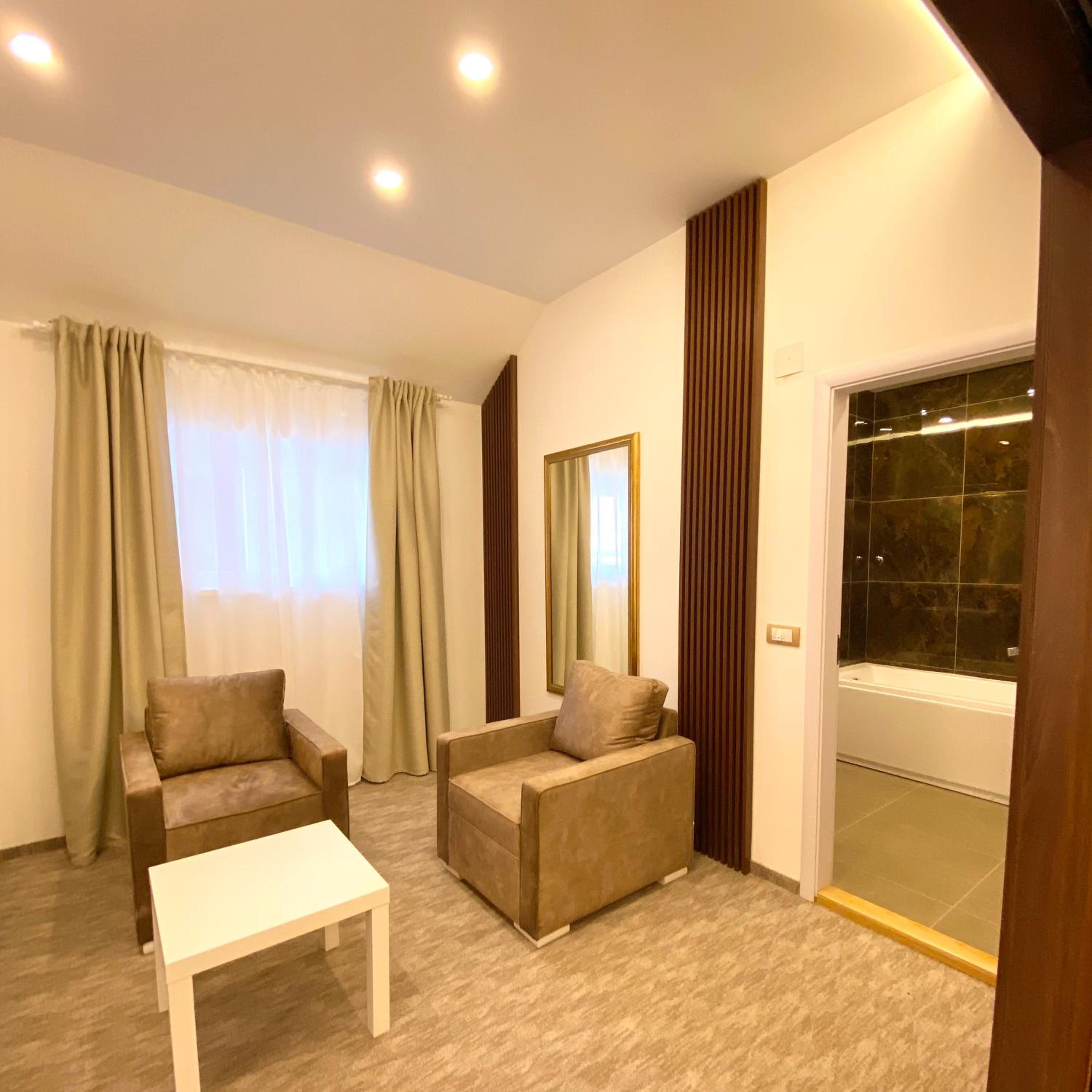 Family Suite - Photo 26