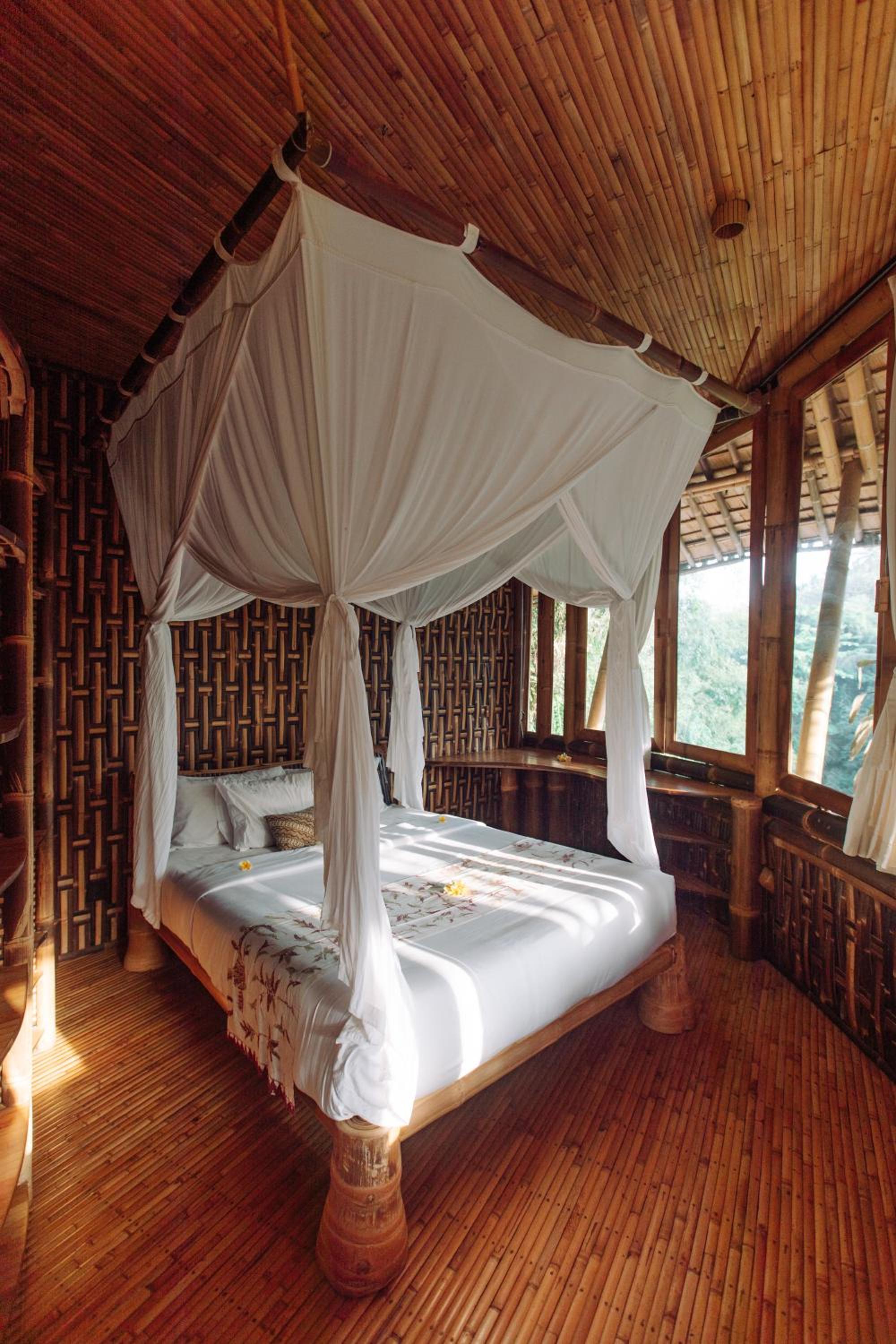 Three-Bedroom Villa photo 3