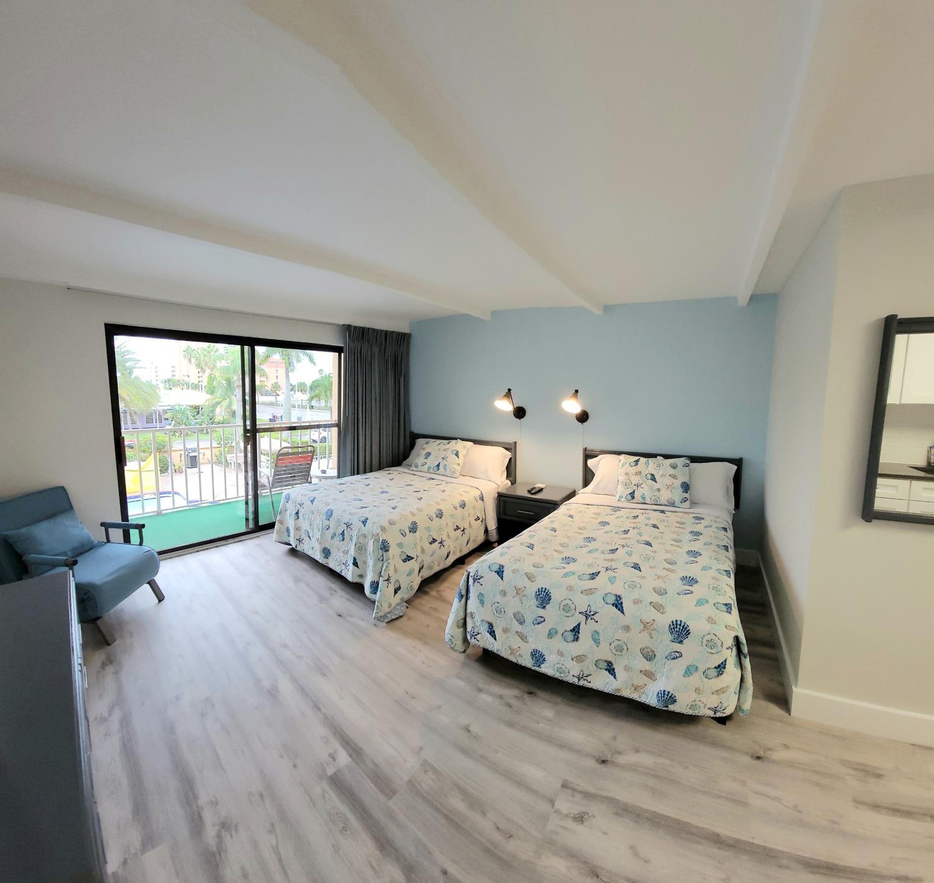Double Room with Balcony