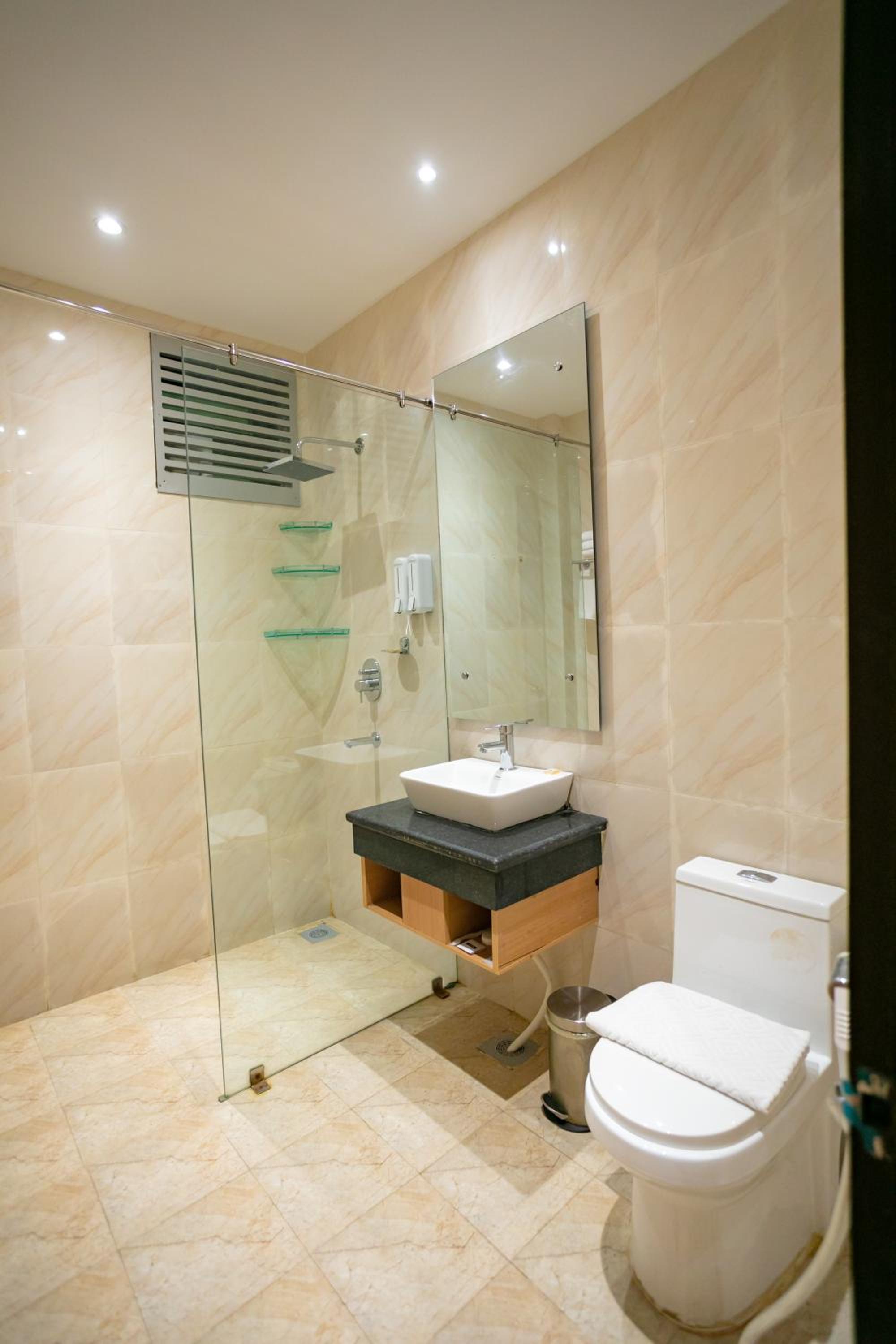 Deluxe Twin Room - Photo 7