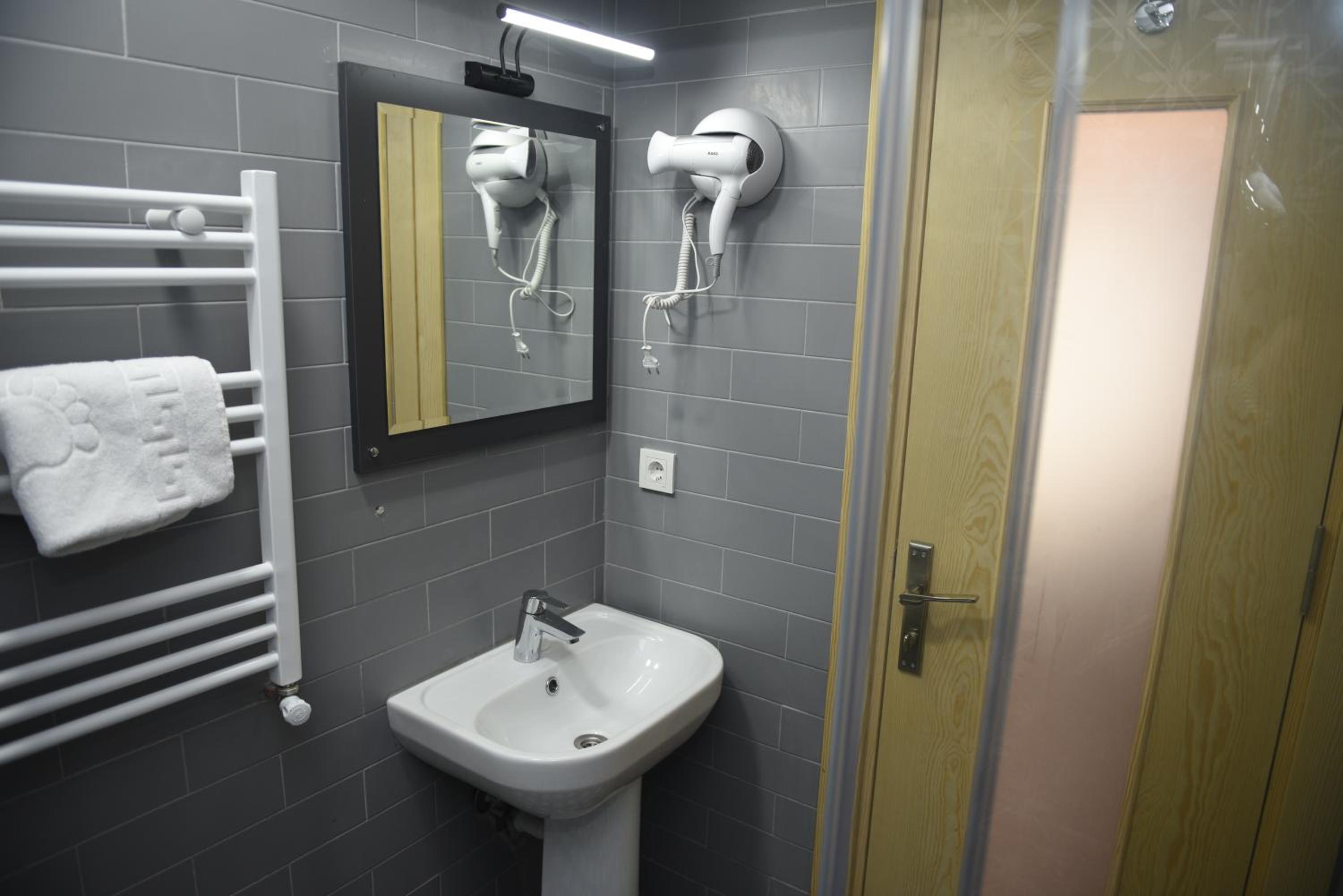 Standard Triple Room photo 2