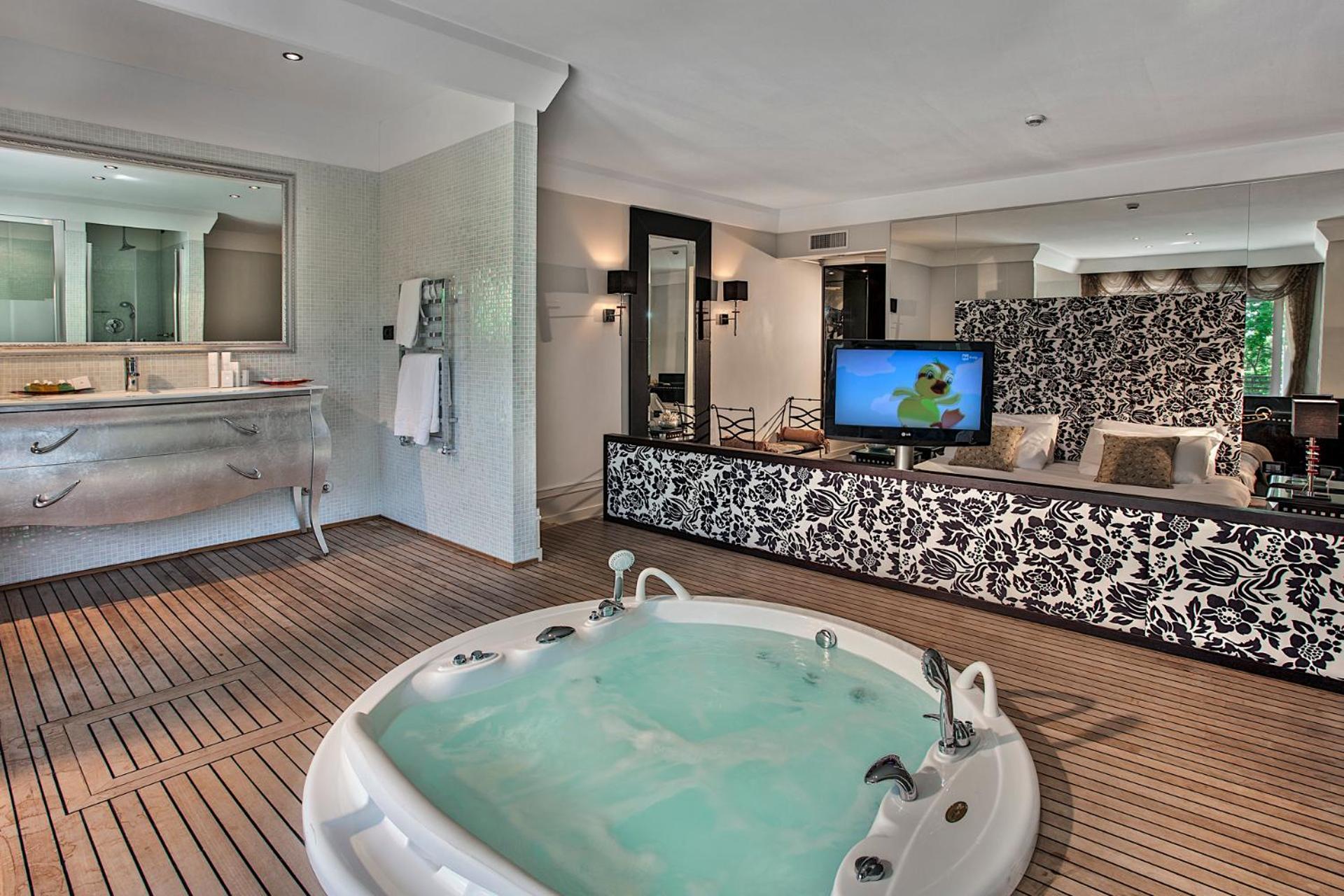 Junior Suite with Terrace - Photo 6