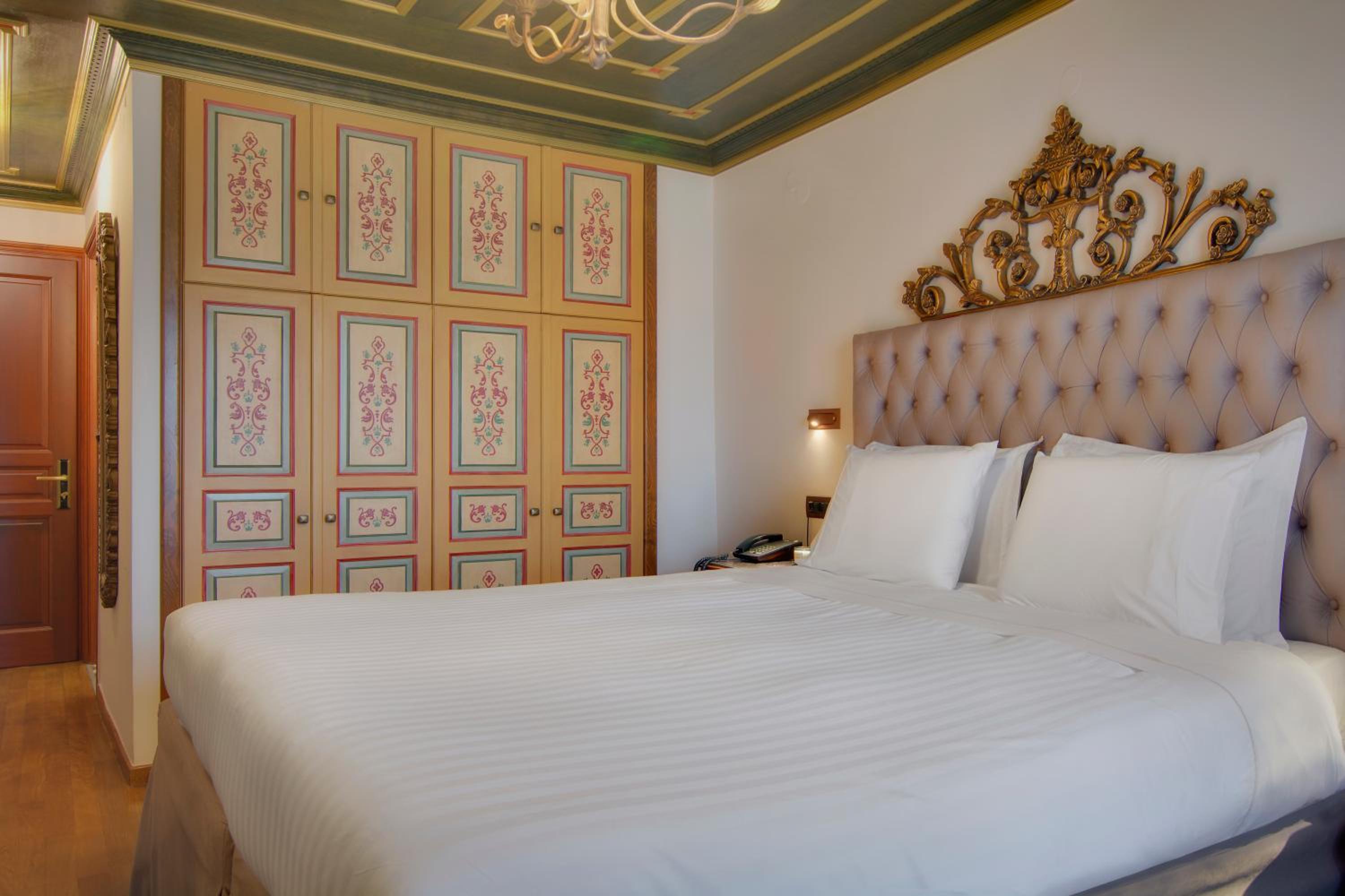 Deluxe Double Room - Photo 5