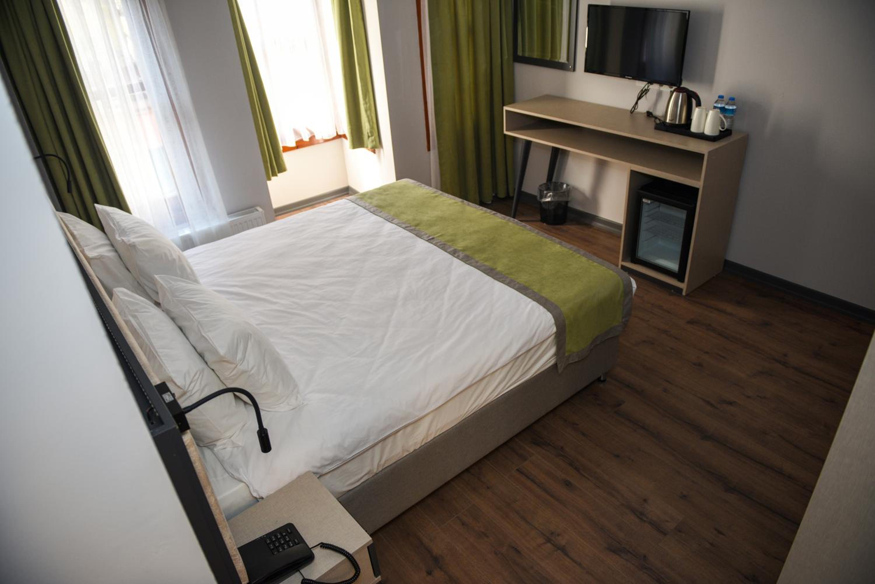 Deluxe Double Room photo 2
