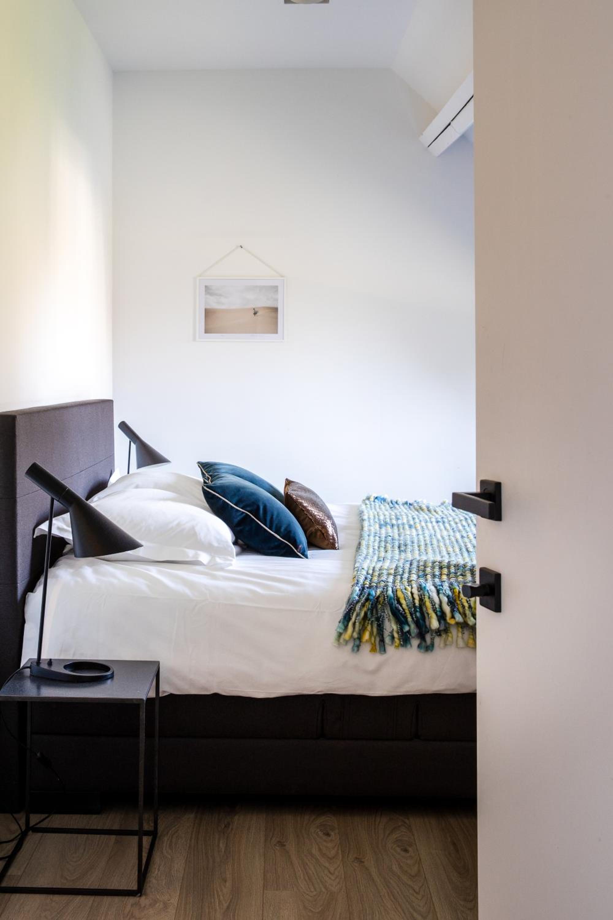 Deluxe King Room photo 1