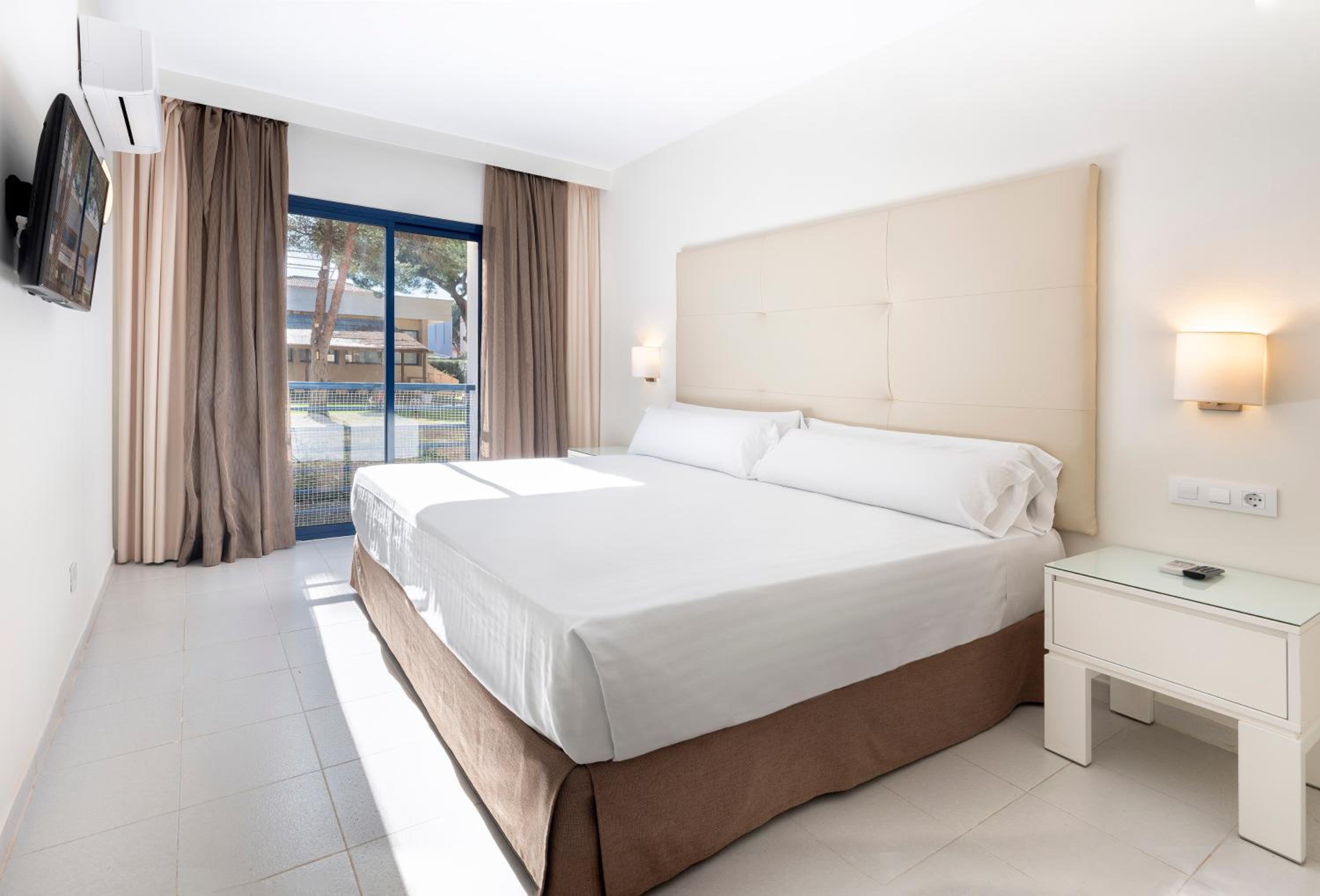 Dos habitaciones familiares (4 adultos)