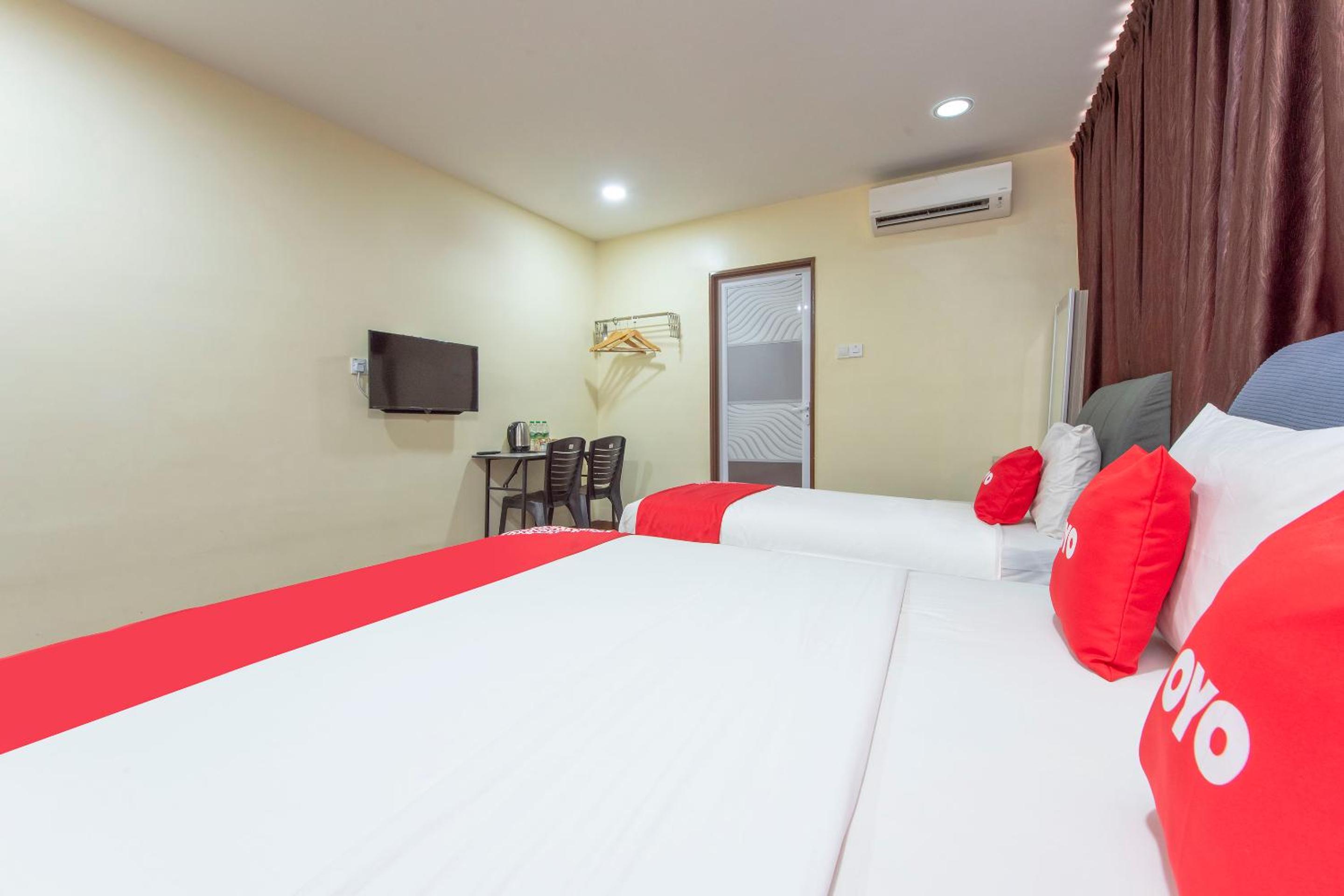 Superior Suite - Photo 3