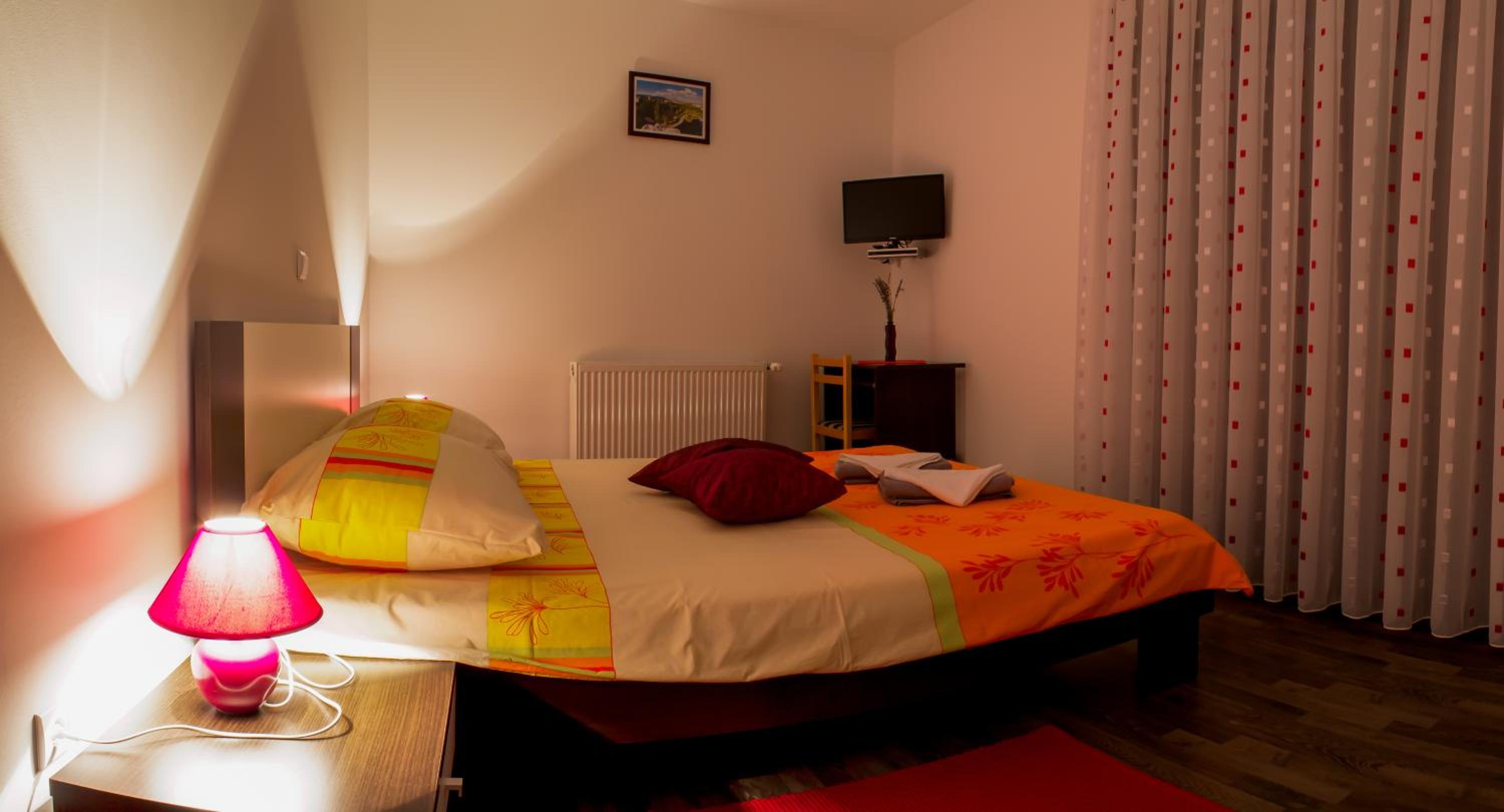 Deluxe Double Room with Balcony - Photo 2
