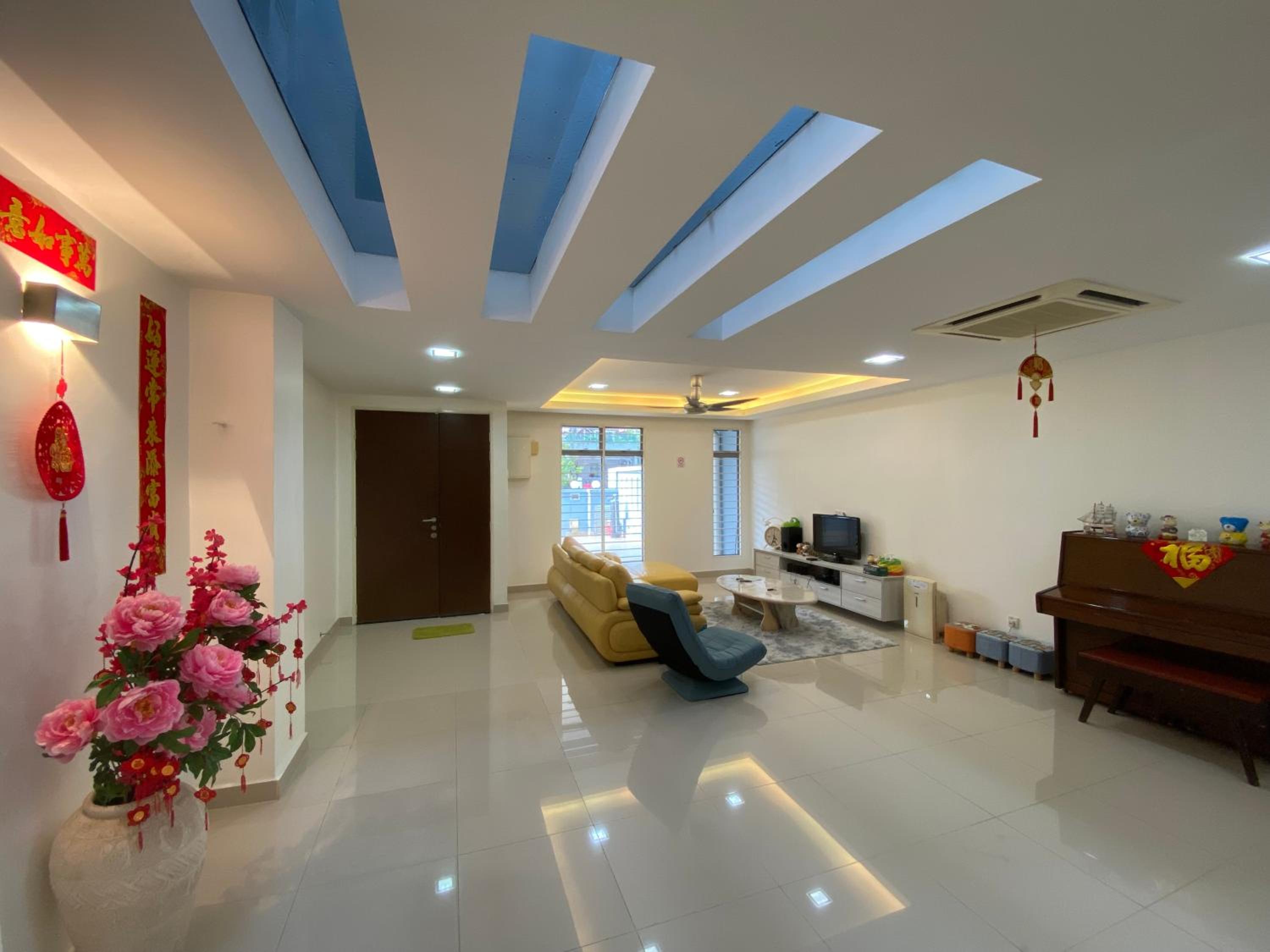 Four-Bedroom House photo 1