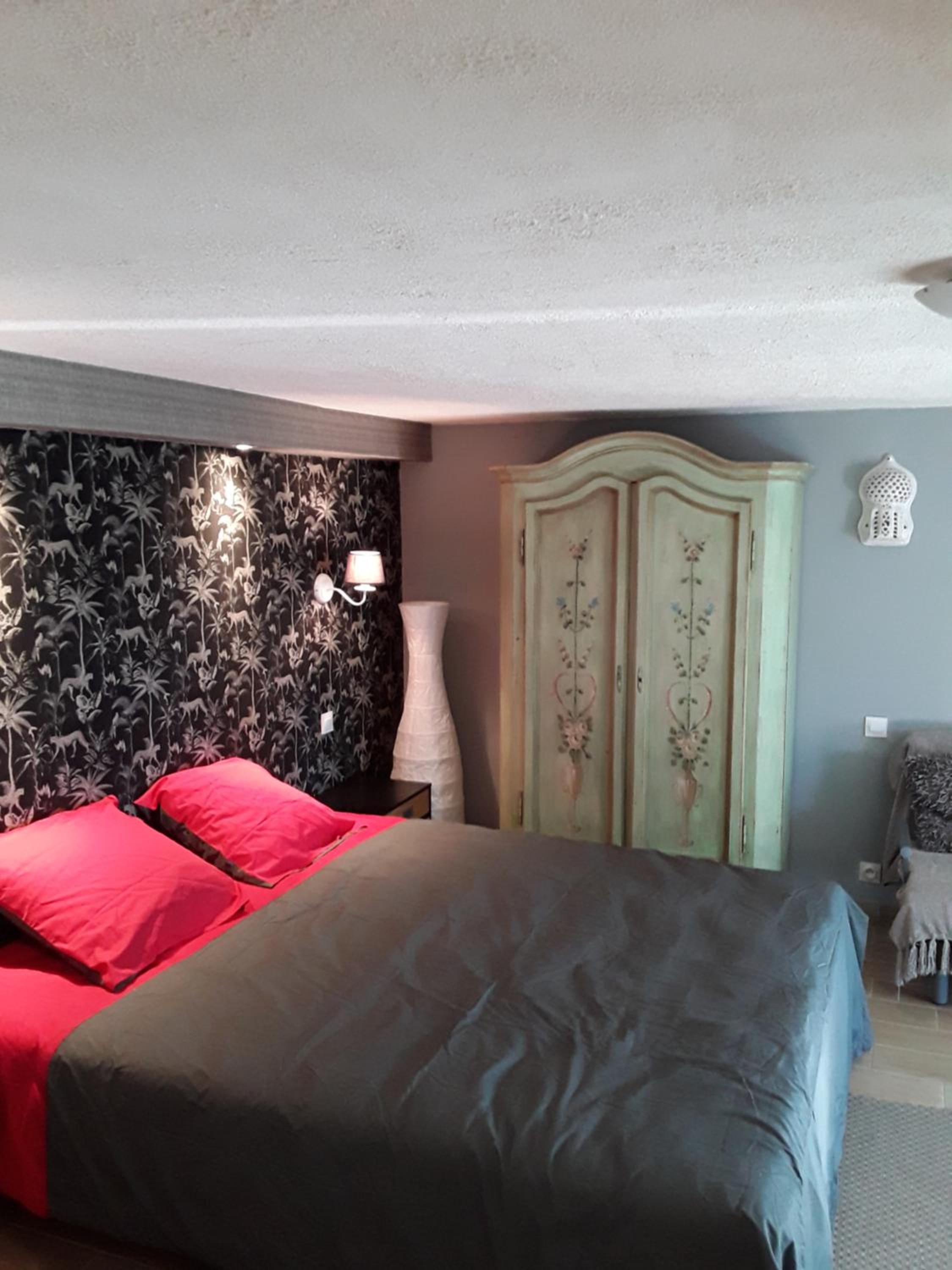 Double Room with Mountain View - Photo 9