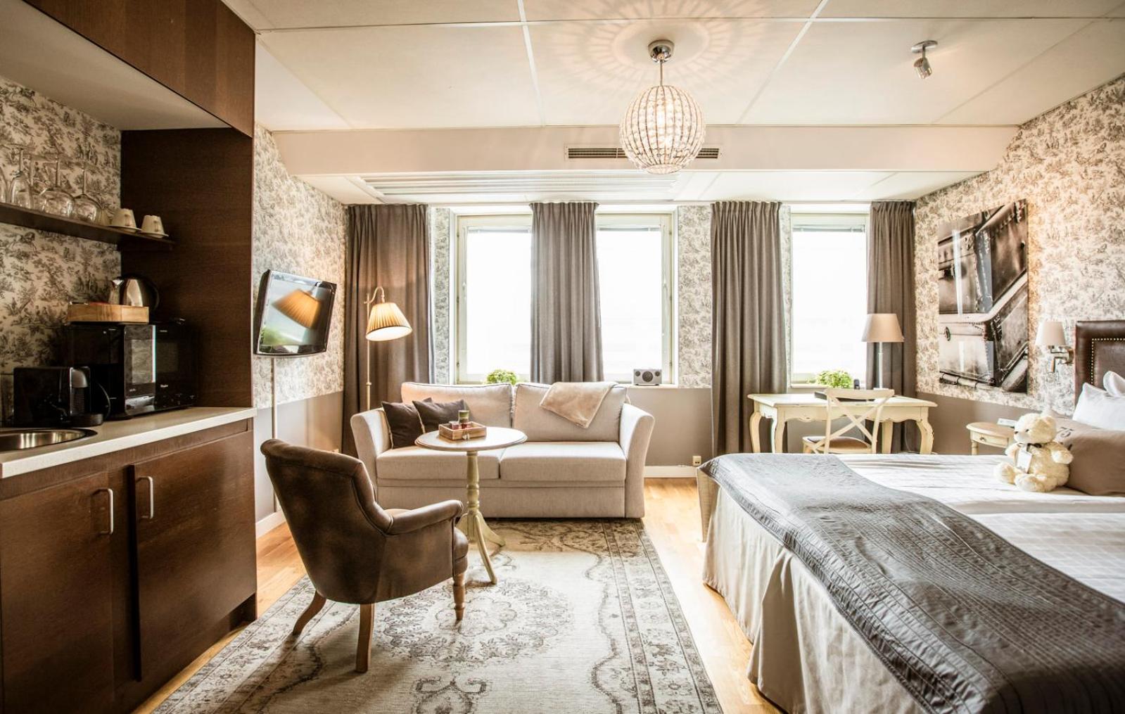 Superior Room Plus thumbnail 6