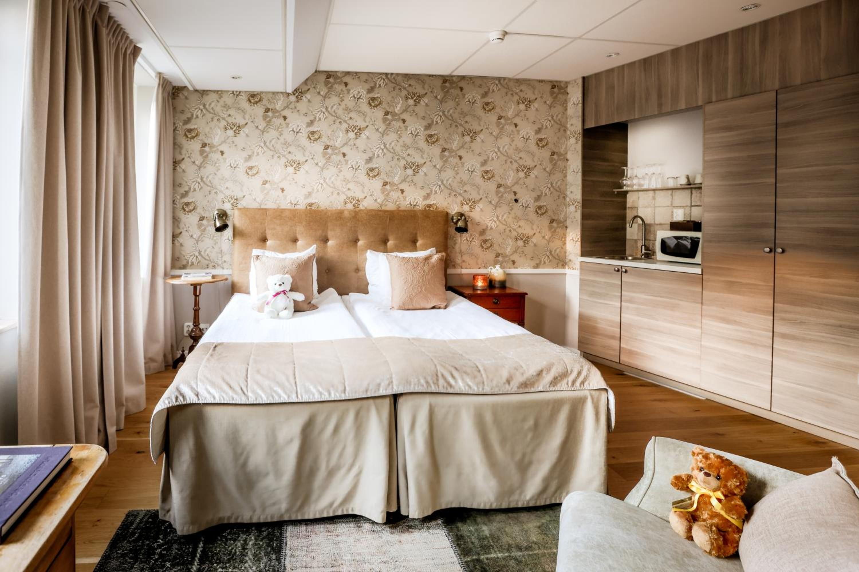 Superior Room - Photo 11