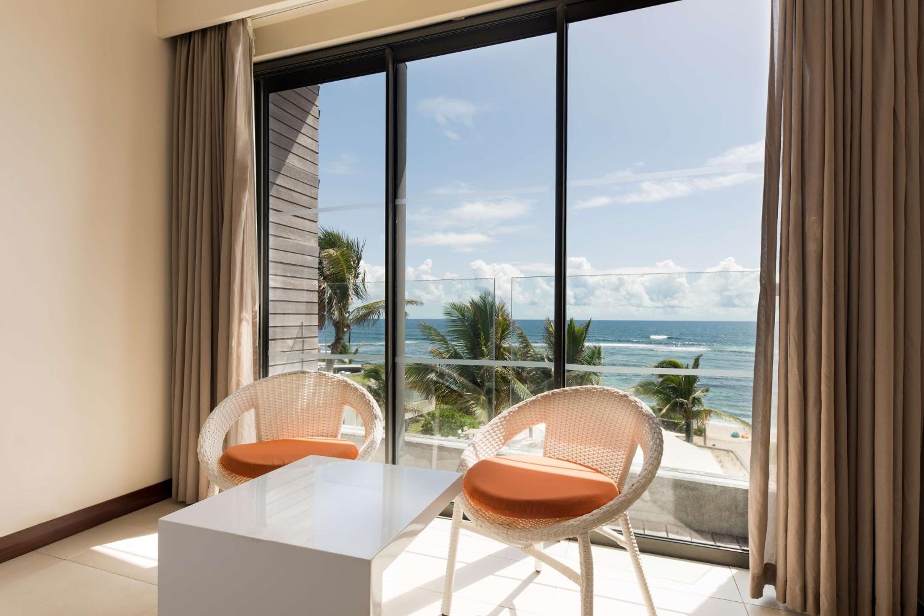 Superior Room - Ocean View photo 2
