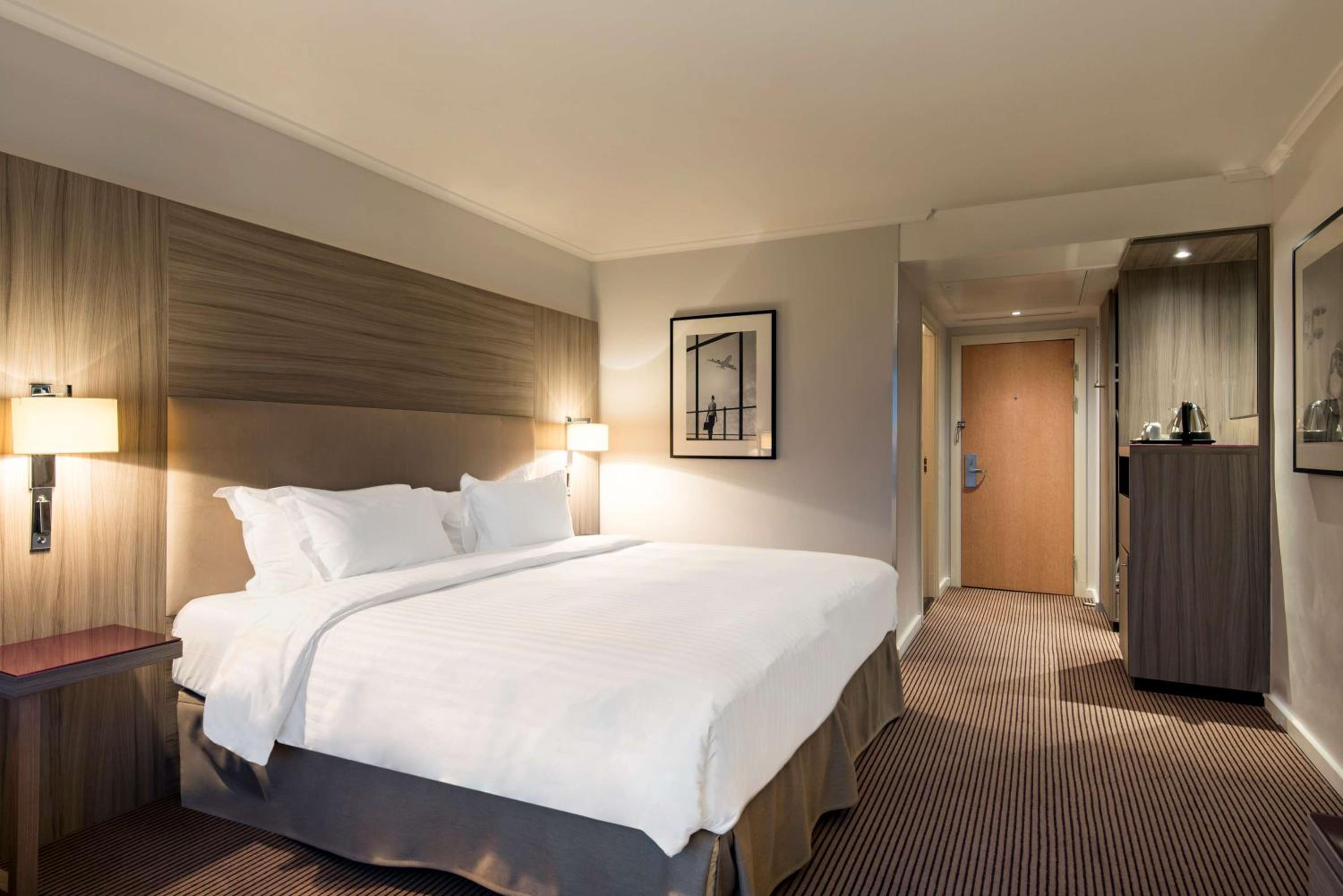 Standard Room - Photo 10