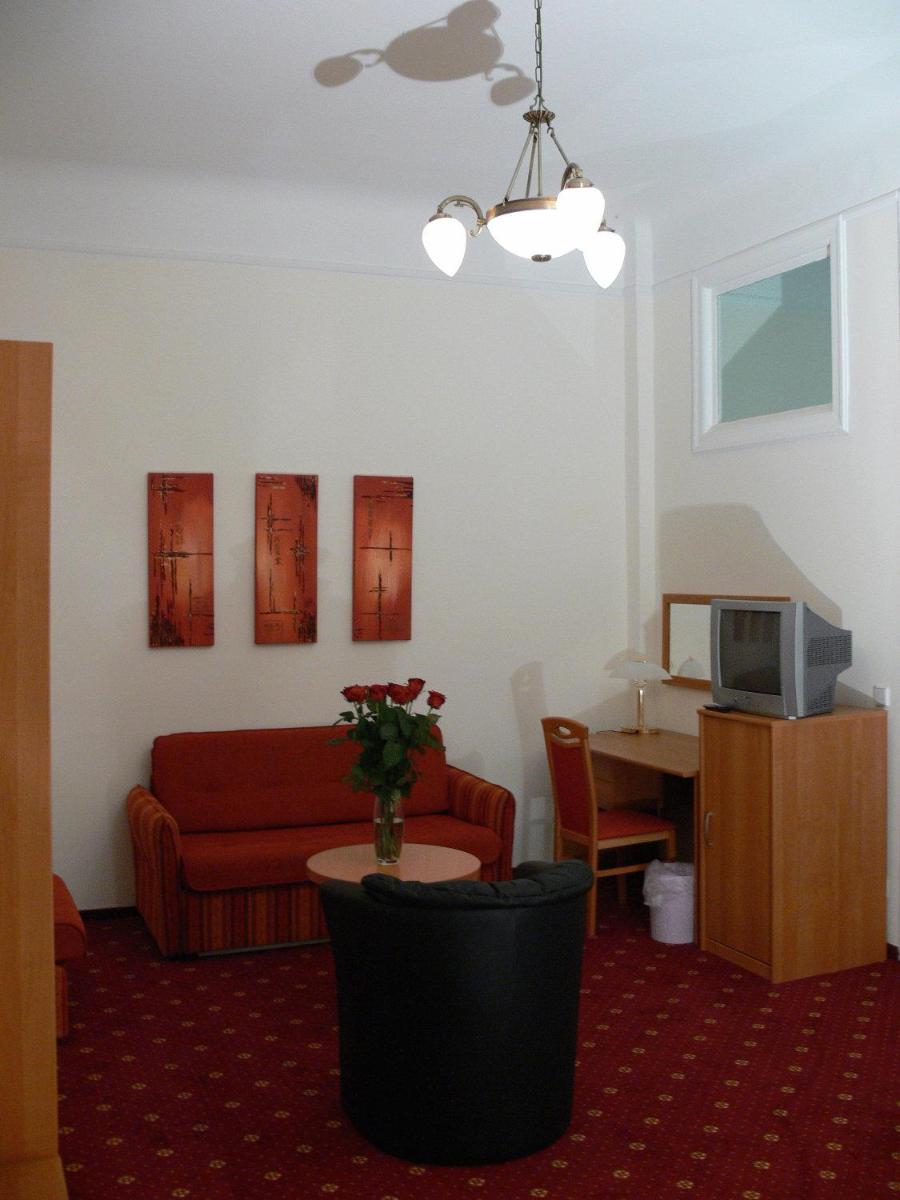Apartment photo 3