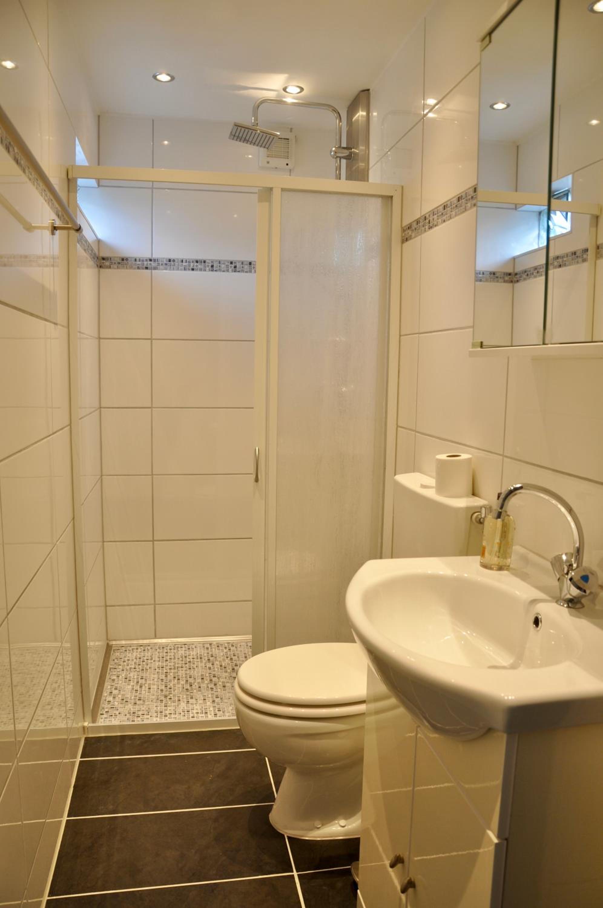 Two-Bedroom House photo 3