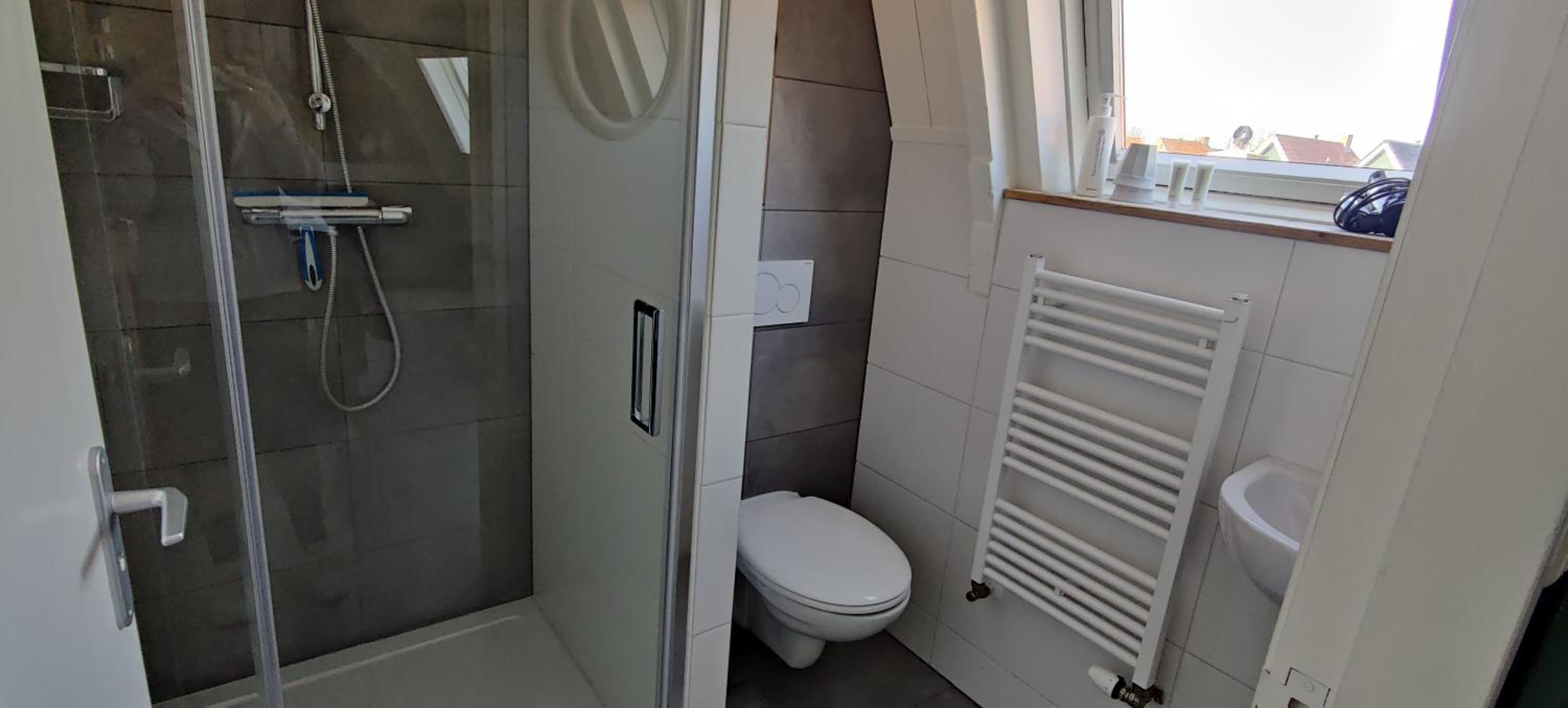 Budget Double Or Twin Room photo 2