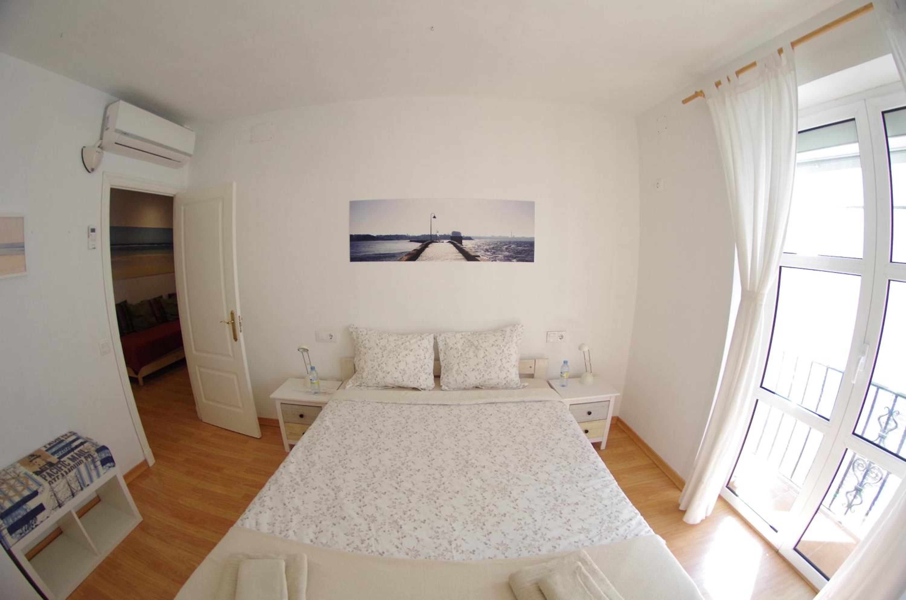 One-Bedroom Apartment - Photo 26