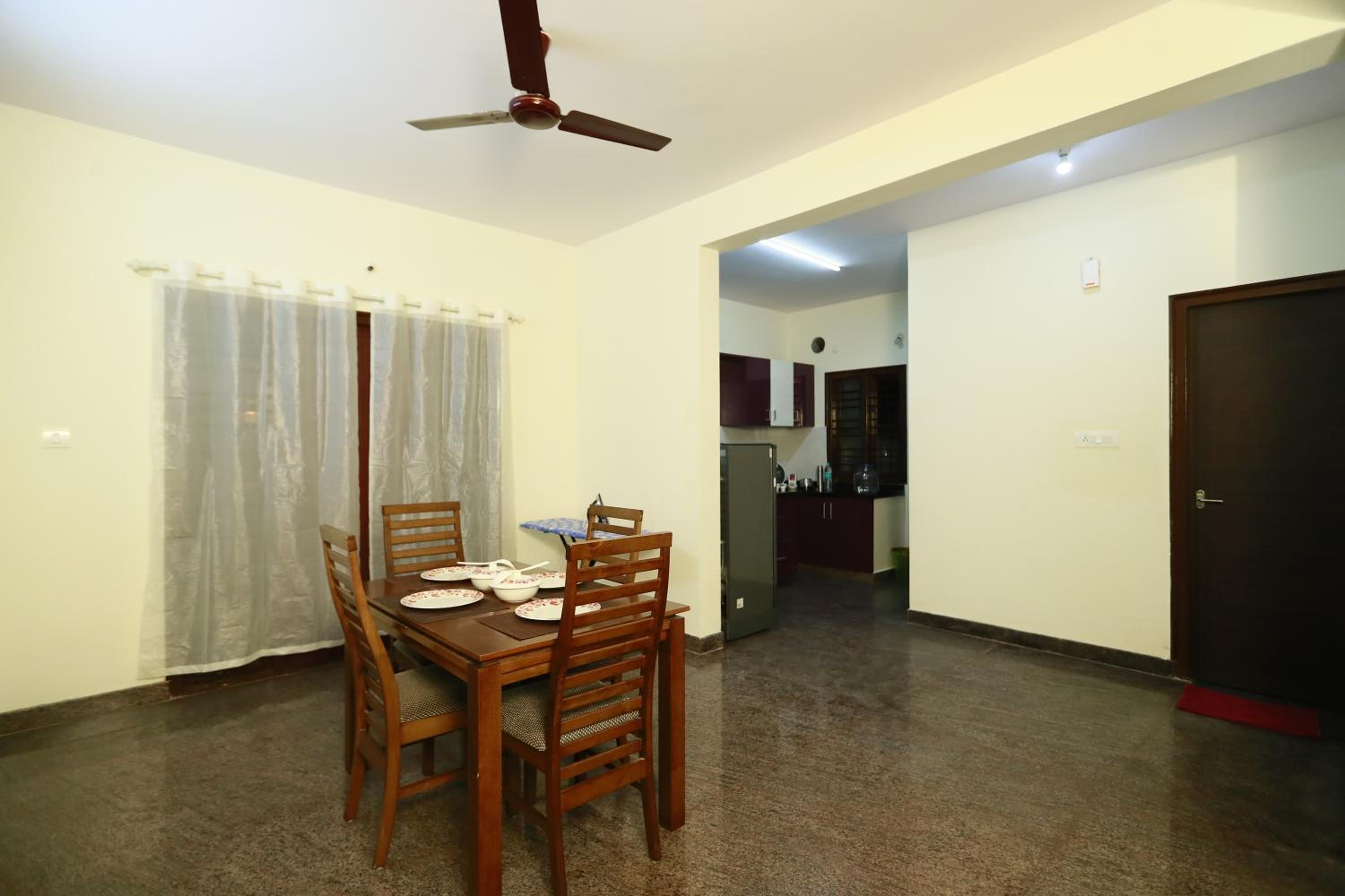Deluxe Room - Photo 18