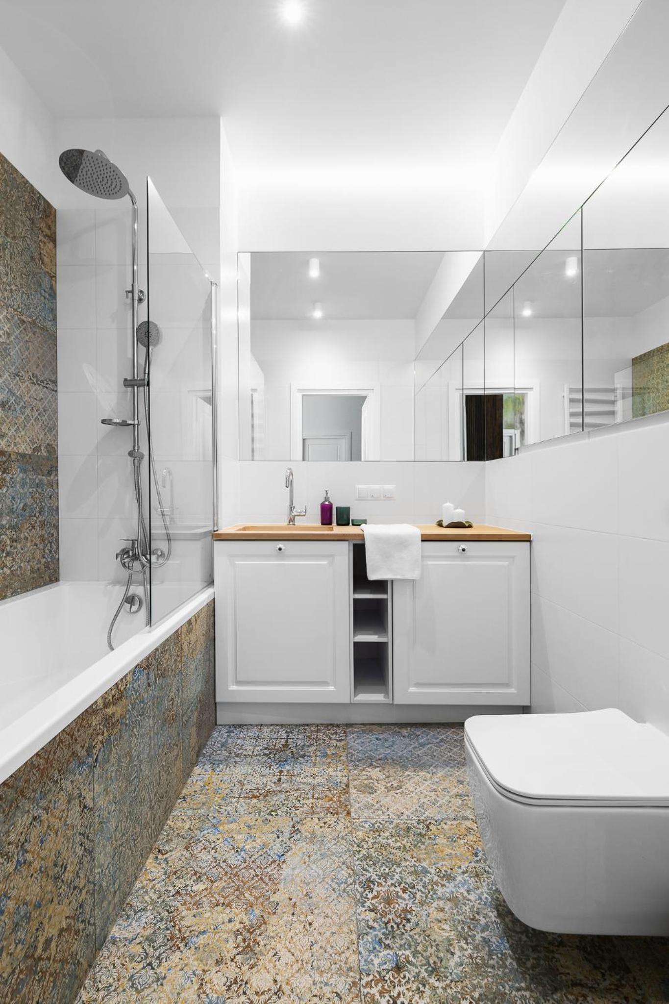 Two-Bedroom Apartment - Photo 12