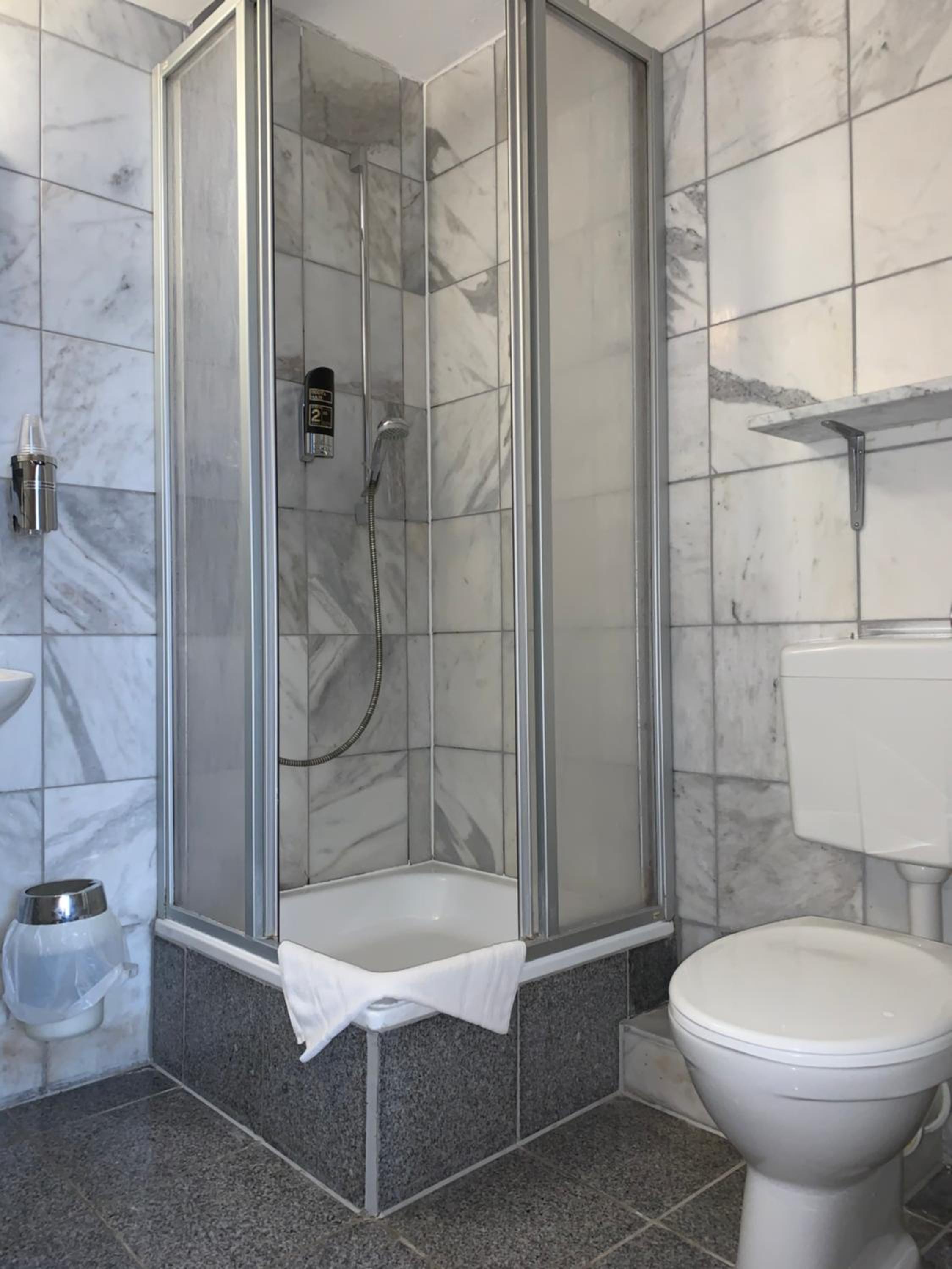 Double or Twin Room photo 2