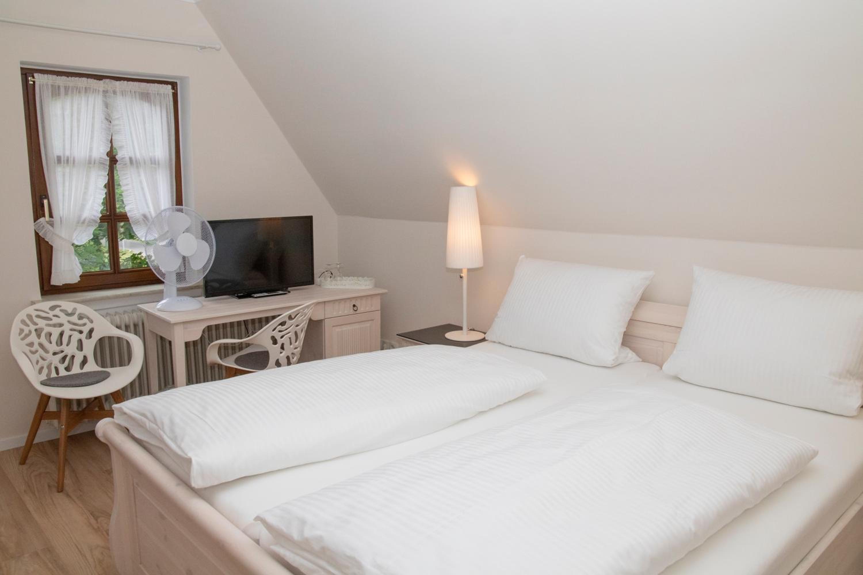 Deluxe Double Room - Photo 2